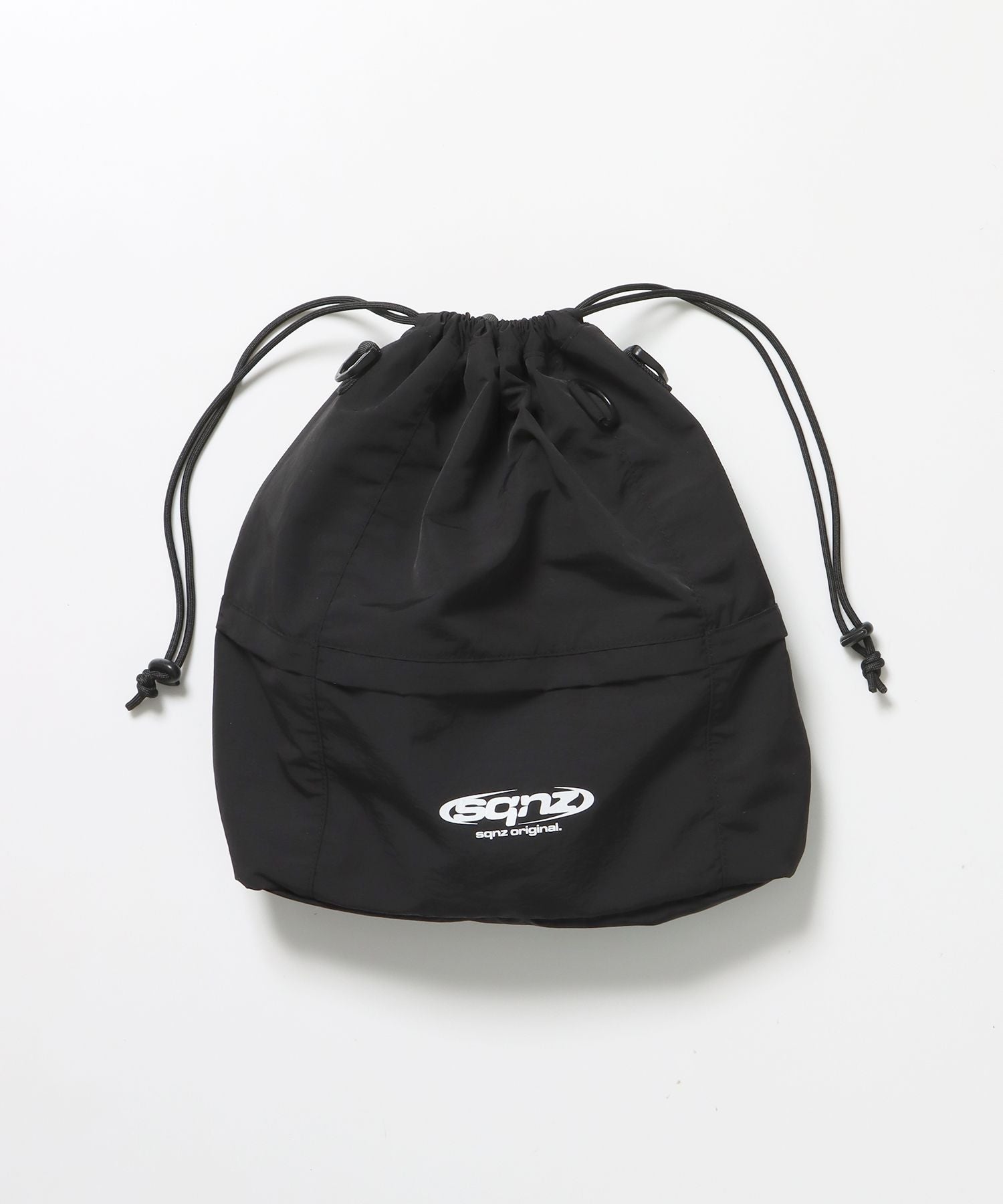【sqnz(エスキュンズ)】sqnz 2way knapsack / ユニセックス ナップサック リュック 雑貨 バック 2WAY ドローコード ブラック