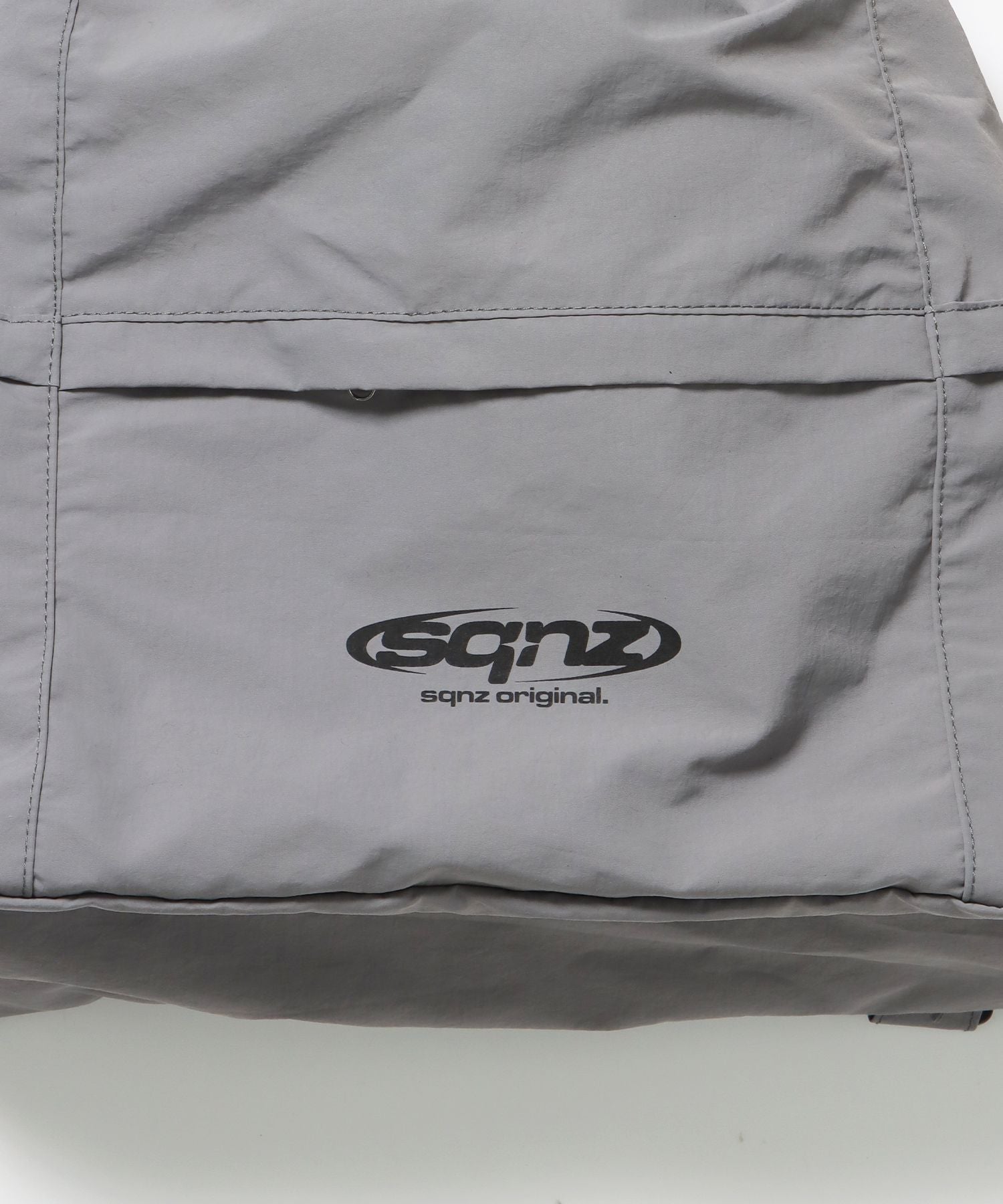 ≪予約商品≫sqnz 2way knapsack / ユニセックス ナップサック リュック 雑貨 バック 2WAY ドローコード グレー