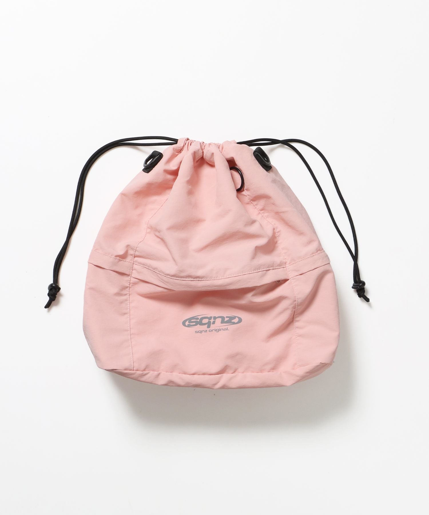 【sqnz(エスキュンズ)】sqnz 2way knapsack / ユニセックス ナップサック リュック 雑貨 バック 2WAY ドローコード ライトピンク