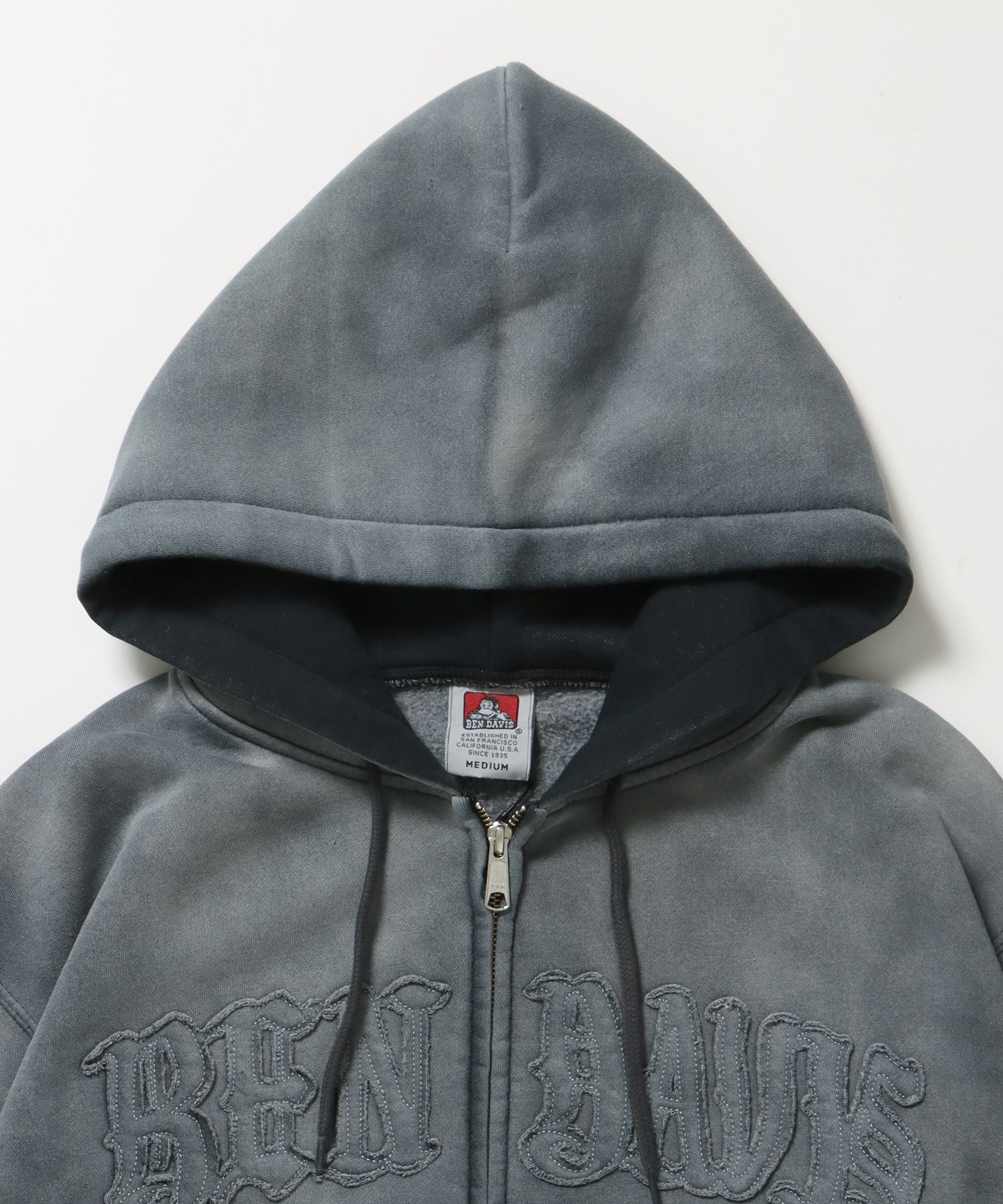 LETTERS FADED ZIP HOODIE / 共布ワッペン フーディ ダブルジップ 刺繍 ヘビーウェイト ジップパーカー 裏起毛 ≪セットアップ着用可能≫ 柄91