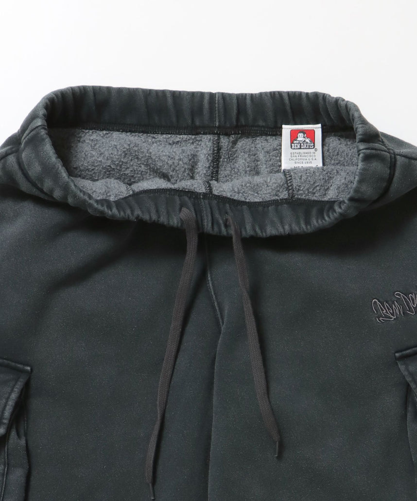 FADED SWEAT CARGO PANTS / カーゴパンツ スウェット ワイドシルエット 裏起毛 ドローコード 刺繍 ≪セットアップ着用可能≫ ブラック