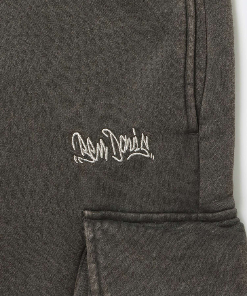 FADED SWEAT CARGO PANTS / カーゴパンツ スウェット ワイドシルエット 裏起毛 ドローコード 刺繍 ≪セットアップ着用可能≫ ダークブラウン