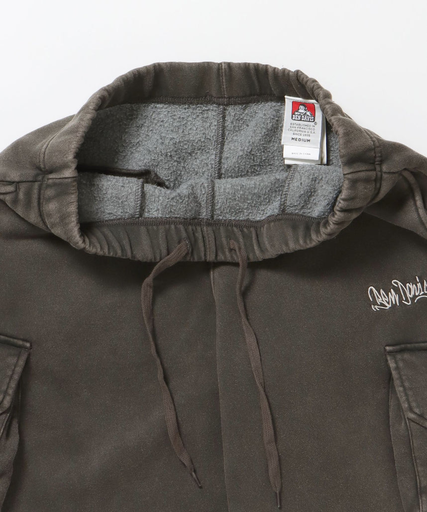 FADED SWEAT CARGO PANTS / カーゴパンツ スウェット ワイドシルエット 裏起毛 ドローコード 刺繍 ≪セットアップ着用可能≫ ダークブラウン