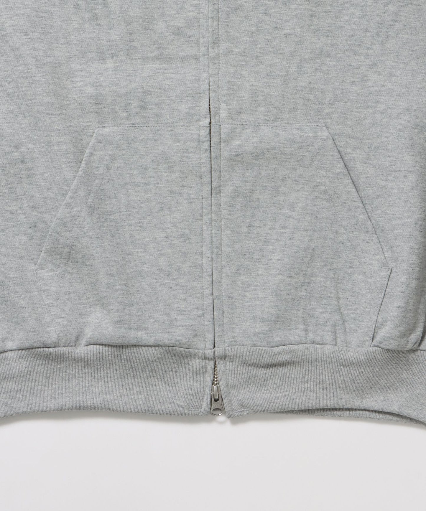 AGGING JERSEY ZIP HOODY / ヘビーウェイト 刺繍 スウェット ジップパーカー 刺繍 【短丈】 グレー