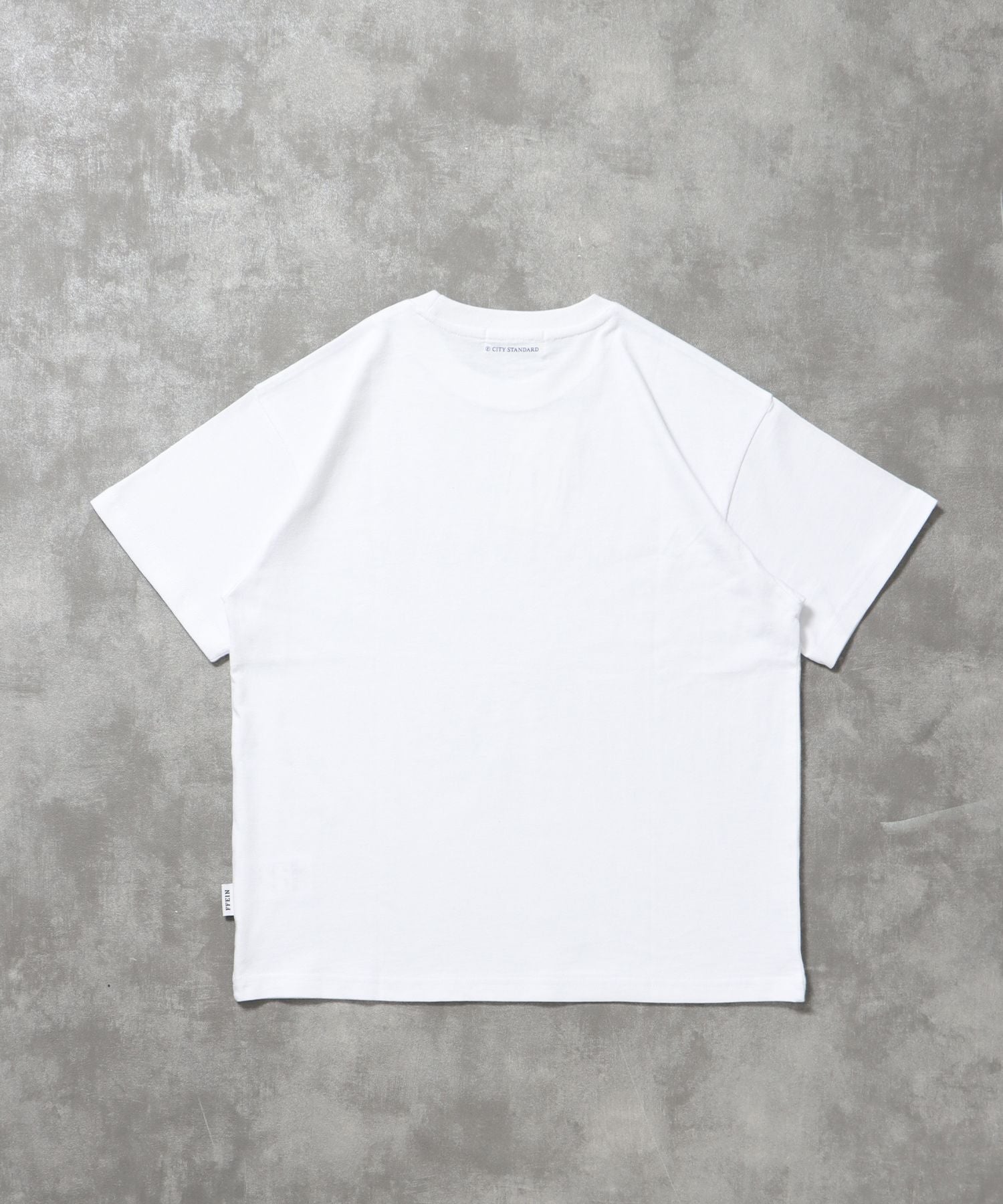 センタープリントロゴショート丈Tシャツ / Tシャツ クルーネック 半袖 プリント ホワイト