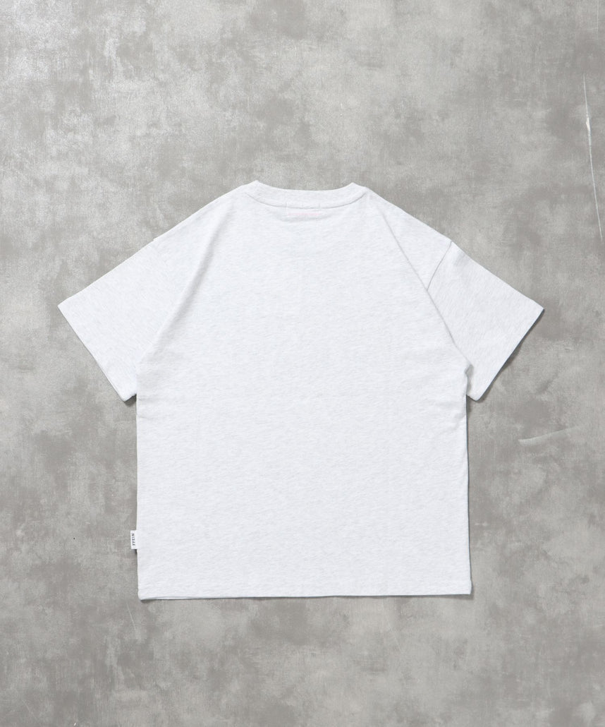 センタープリントロゴショート丈Tシャツ / Tシャツ クルーネック 半袖 プリント アッシュグレー