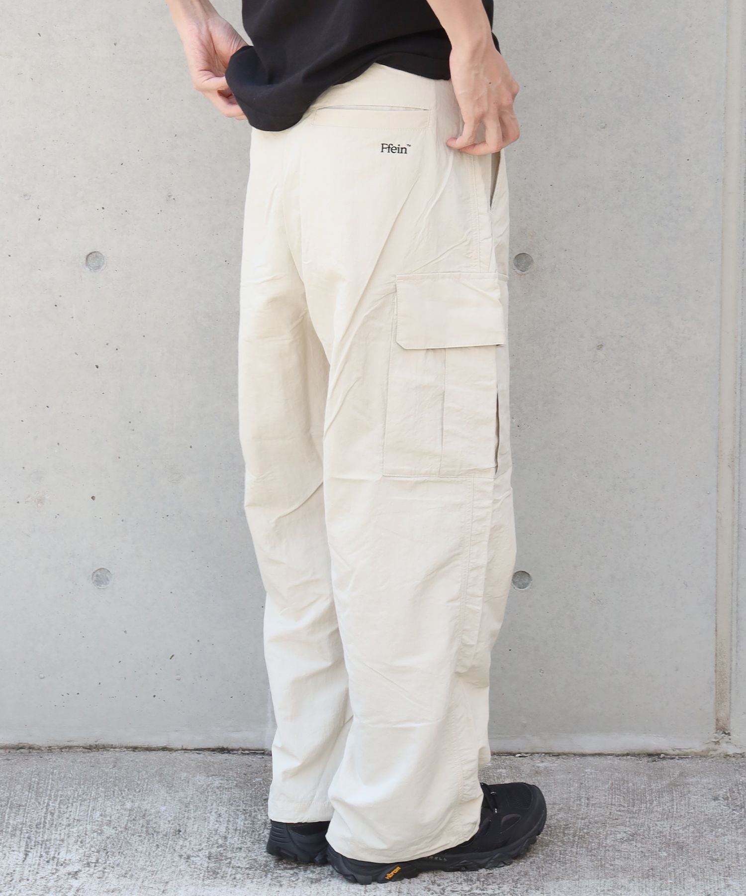 モデル:H178 Size:M アイボリー