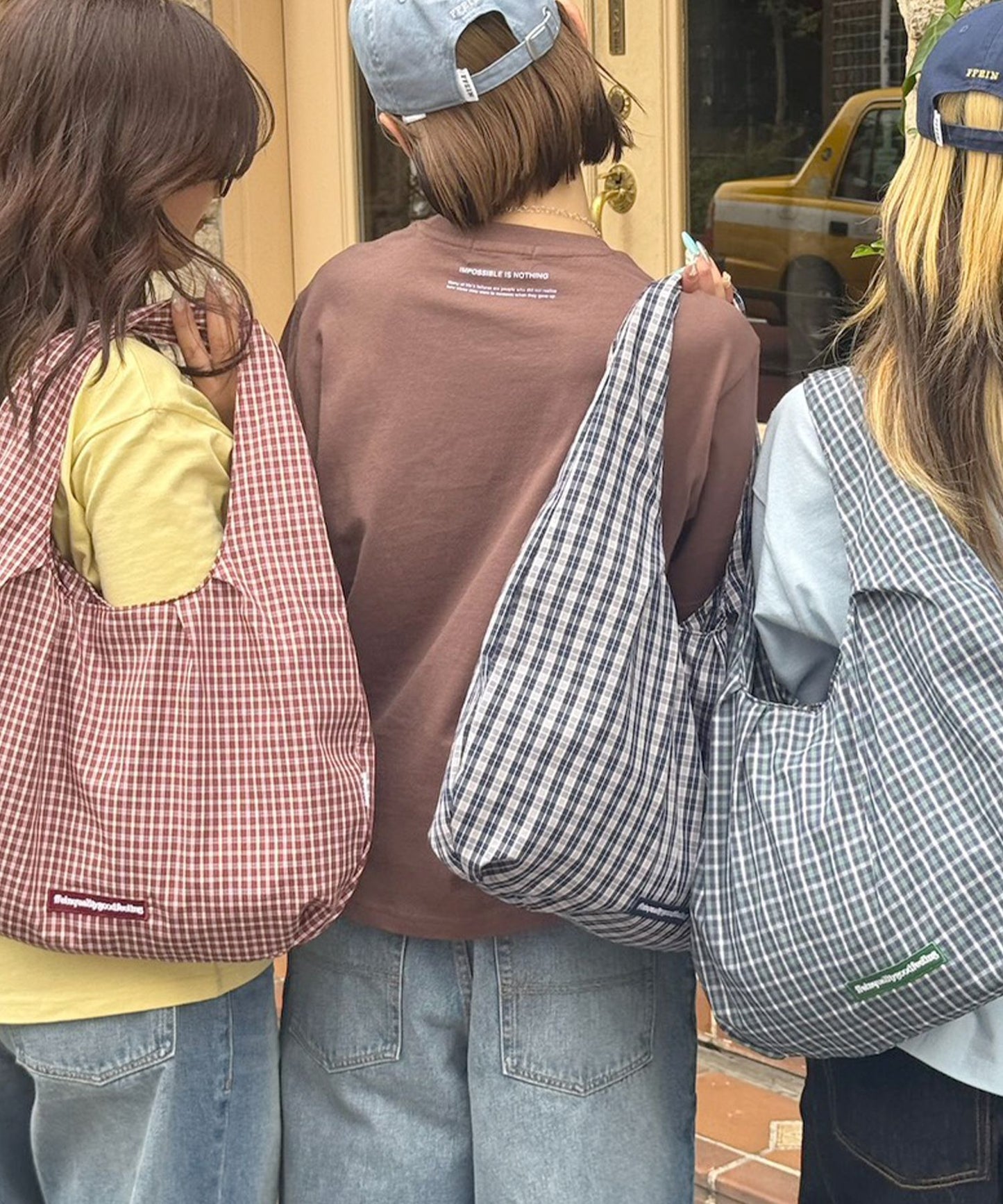 ダブルタックチェックムーンバッグ / ユニセックス バック ハンドバック 雑貨 刺繍 チェック ポケット グリーン