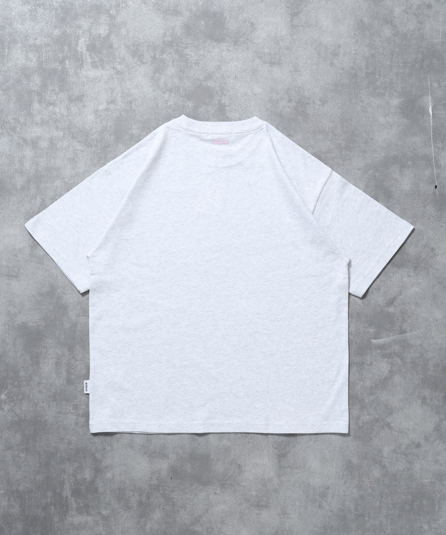 センターデカロゴプリントショート丈Tシャツ/ クルーネック 半袖 刺繍 【短丈】 アッシュグレー