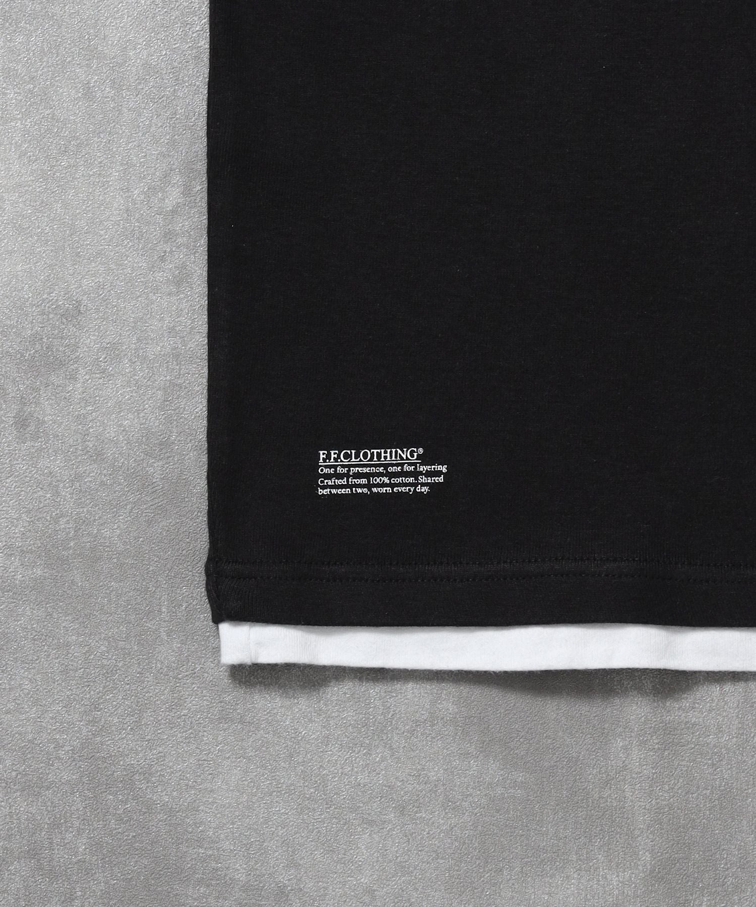 フェイクレイヤードヘンリーネックショート丈Tシャツ/ Tシャツ ヘンリーネック 半袖 レイヤード ワンポイント シンプル 【短丈】 ブラック