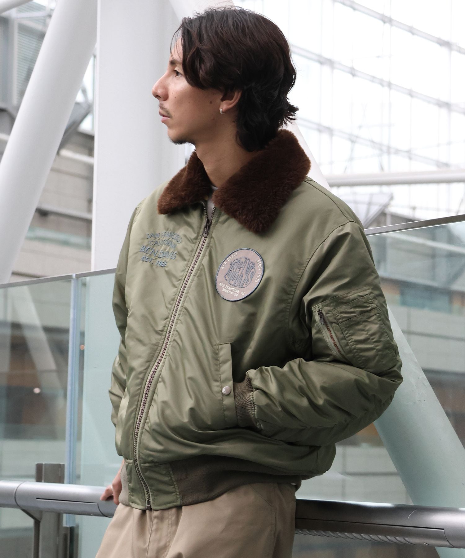 モデル:H177 Size:L カーキ