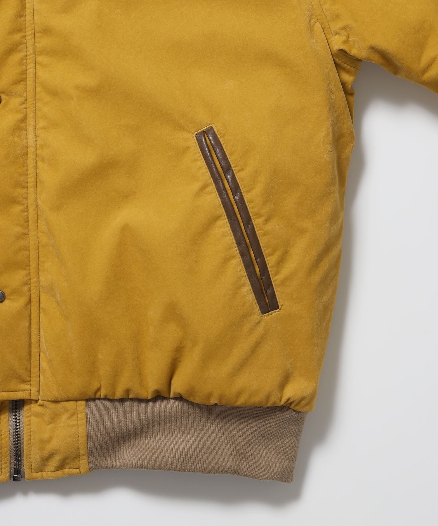 FAUX SUEDE RESCUE JACKET / レスキュージャケット フェイクスエード 中綿キルティング ハイネック ワッペン アウター ユニセックス マスタード