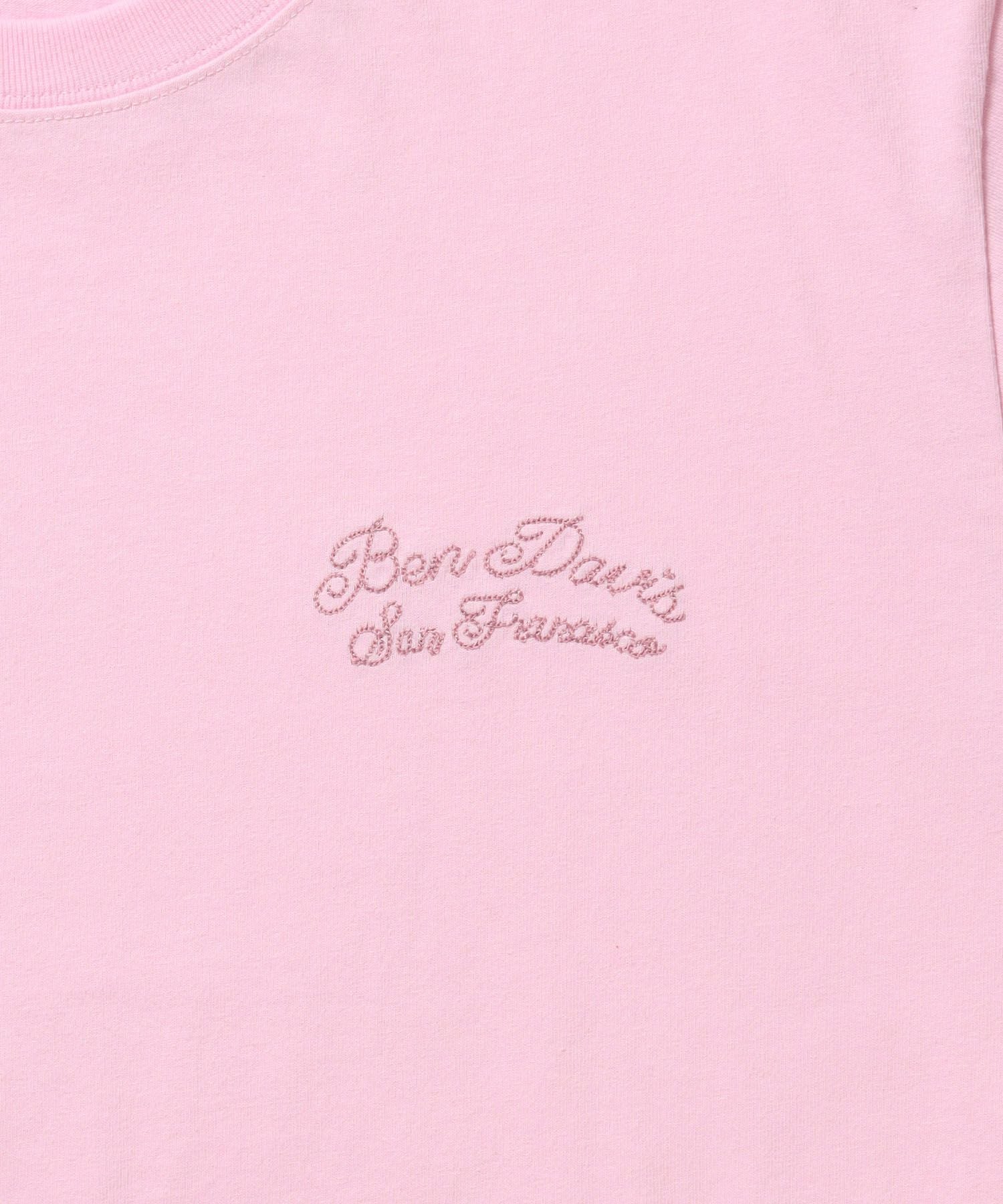 SCRIPT VNTG L/S TEE (REG) / ロンT 長袖 刺繍 ビスネーム ヴィンテージ加工 レギュラーフィット ユニセックス ピンク