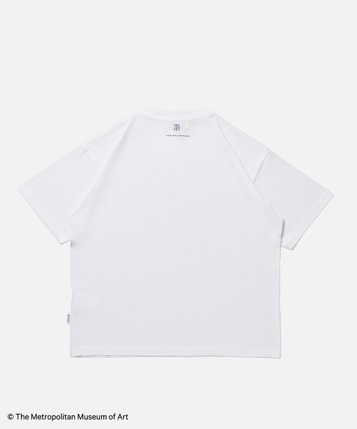 The MetデカロゴTシャツ / メトロポリタン美術館 半袖 クルーネック プリント ワンポイント ホワイト