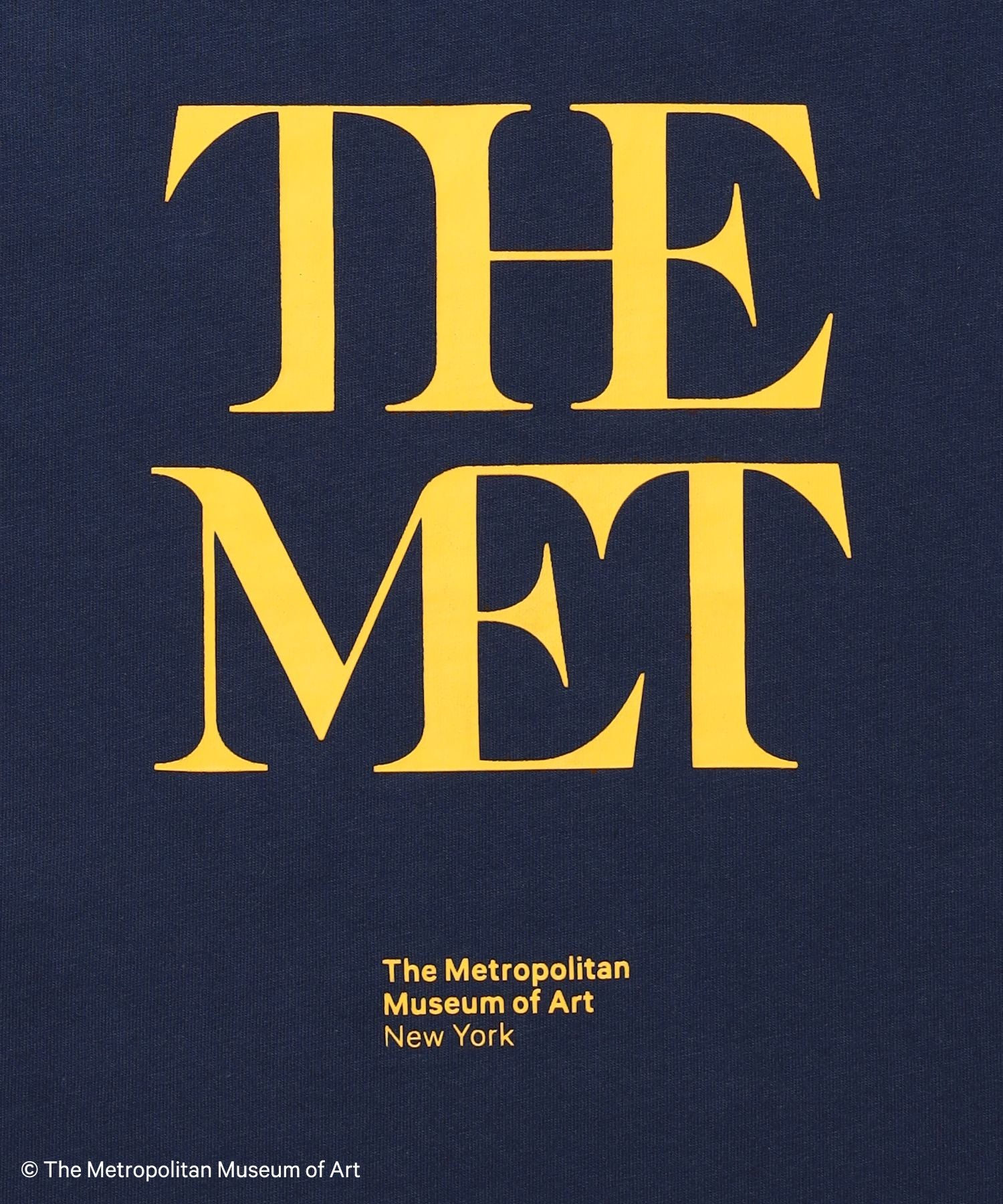 The MetデカロゴTシャツ / メトロポリタン美術館 半袖 クルーネック プリント ワンポイント ネイビー
