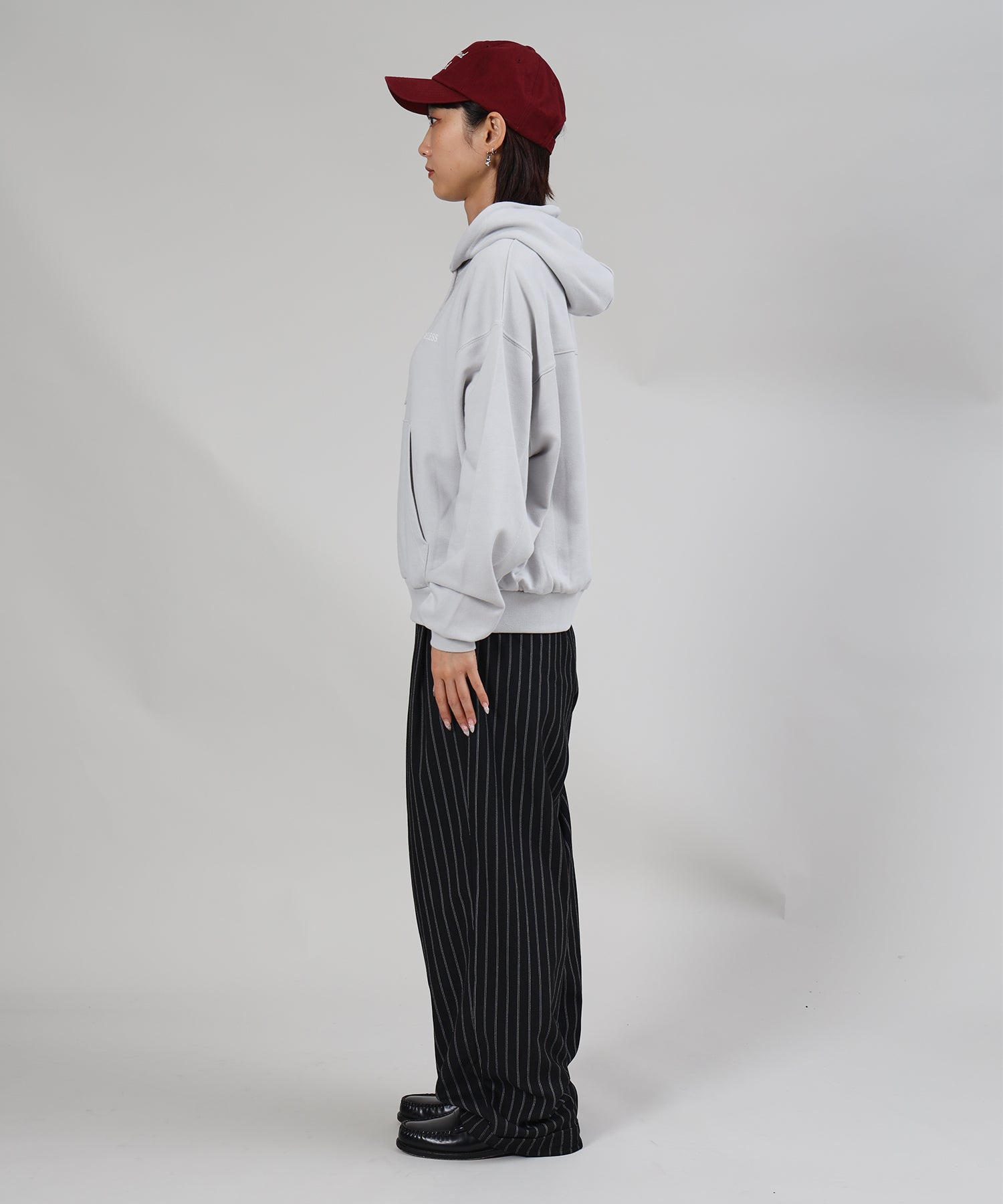 モデル:H163 Size : M アッシュグレー