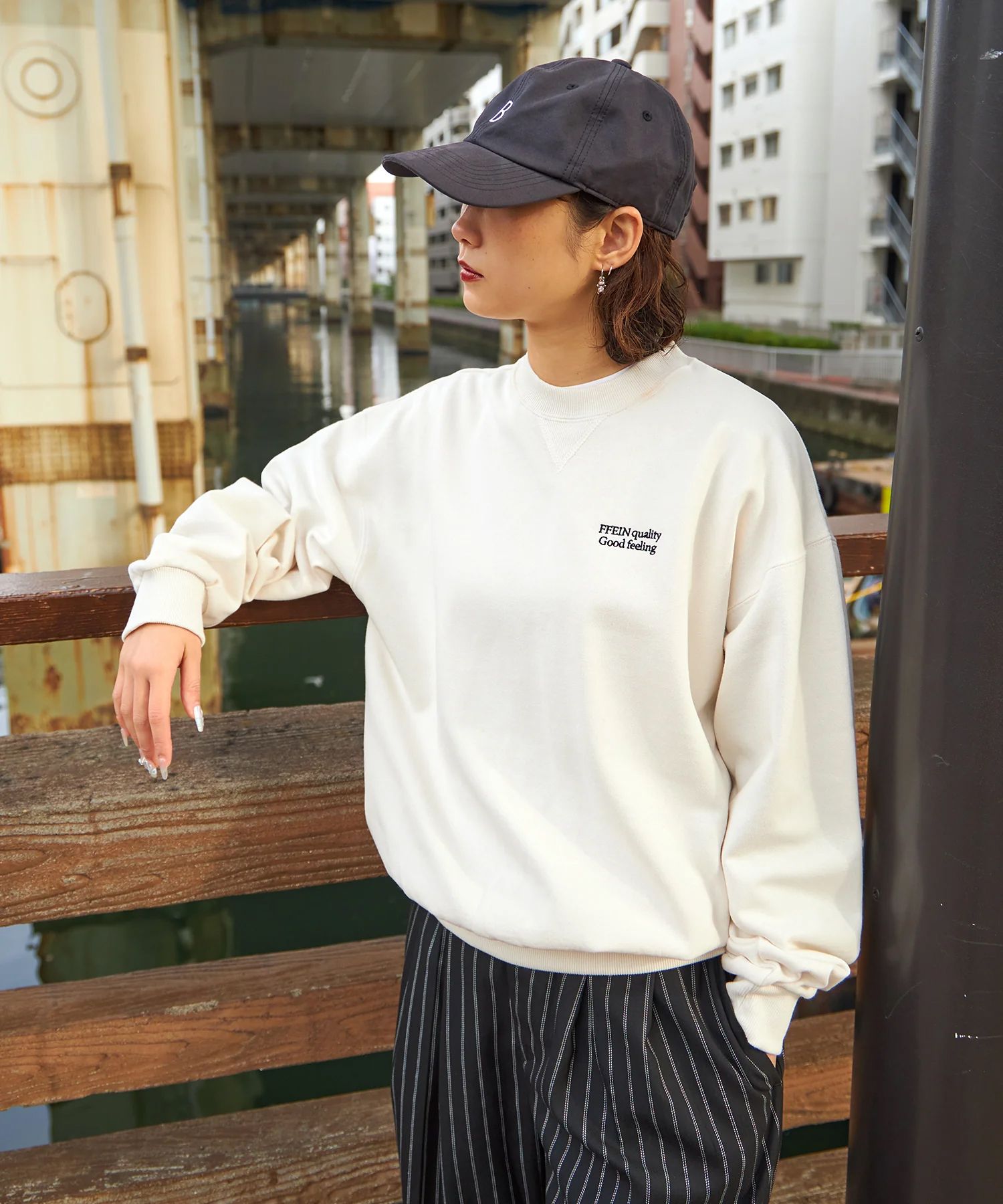 モデル:H162 Size:M オフホワイト