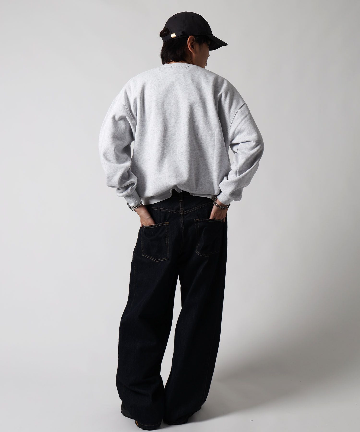 モデル:H178 Size:M アッシュグレー