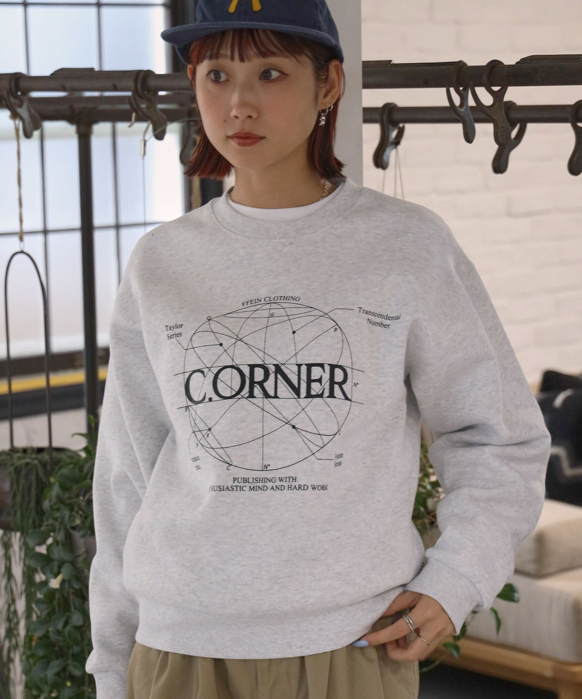 モデル:H163 Size:Mアッシュグレー