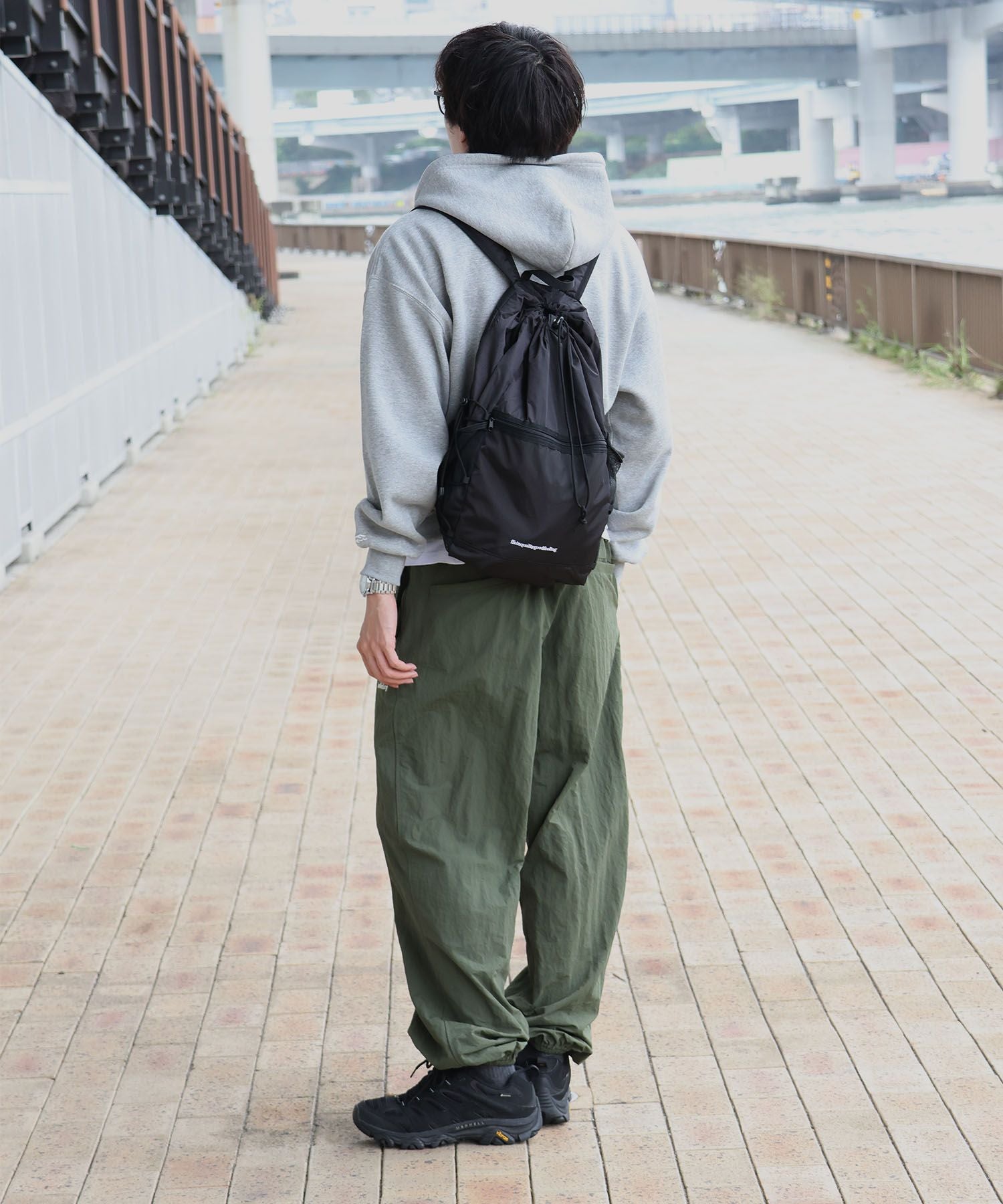 モデル:H178 Size:L グレー