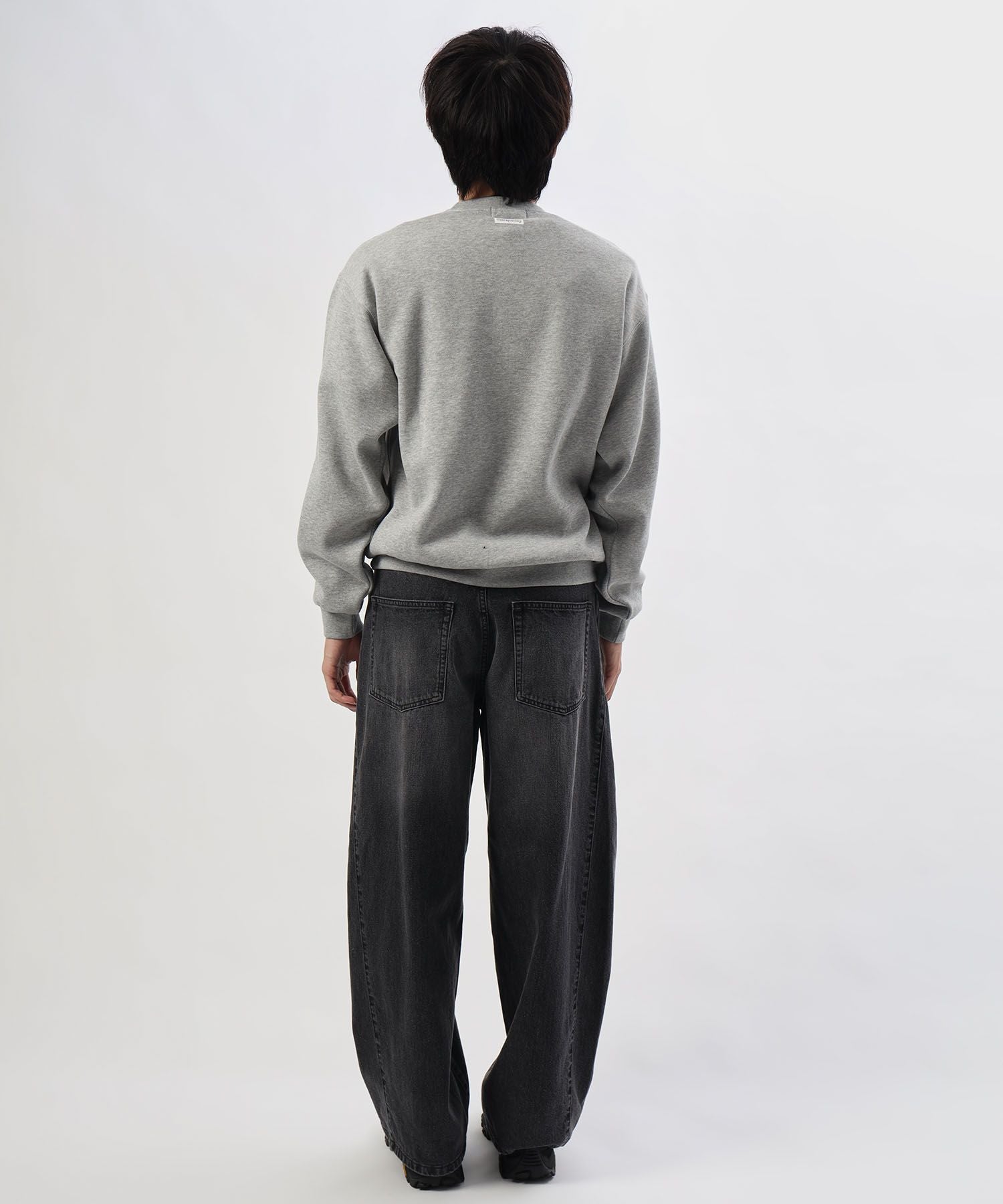 モデル:H177 Size:L M.グレー
