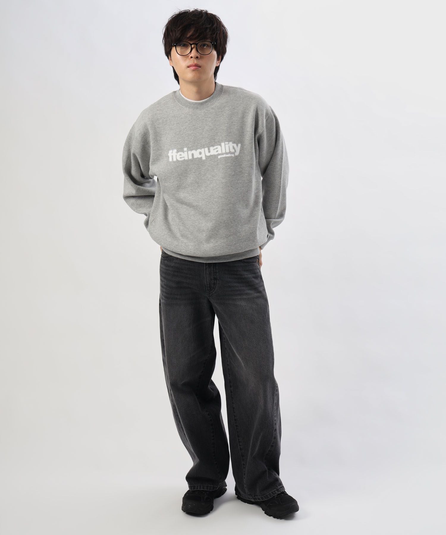 モデル:H177 Size:L M.グレー