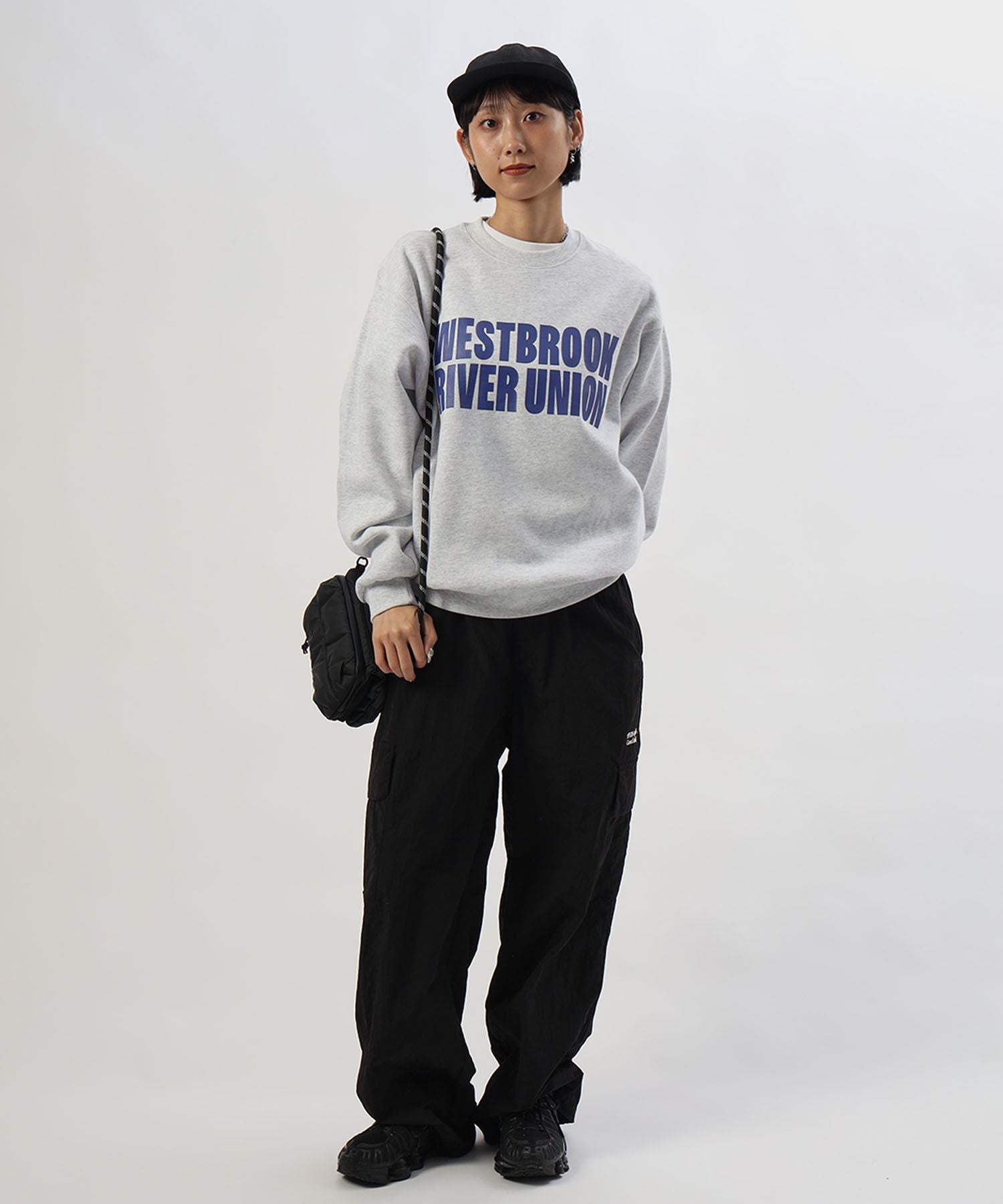 モデル:H163 Size:M アッシュグレー