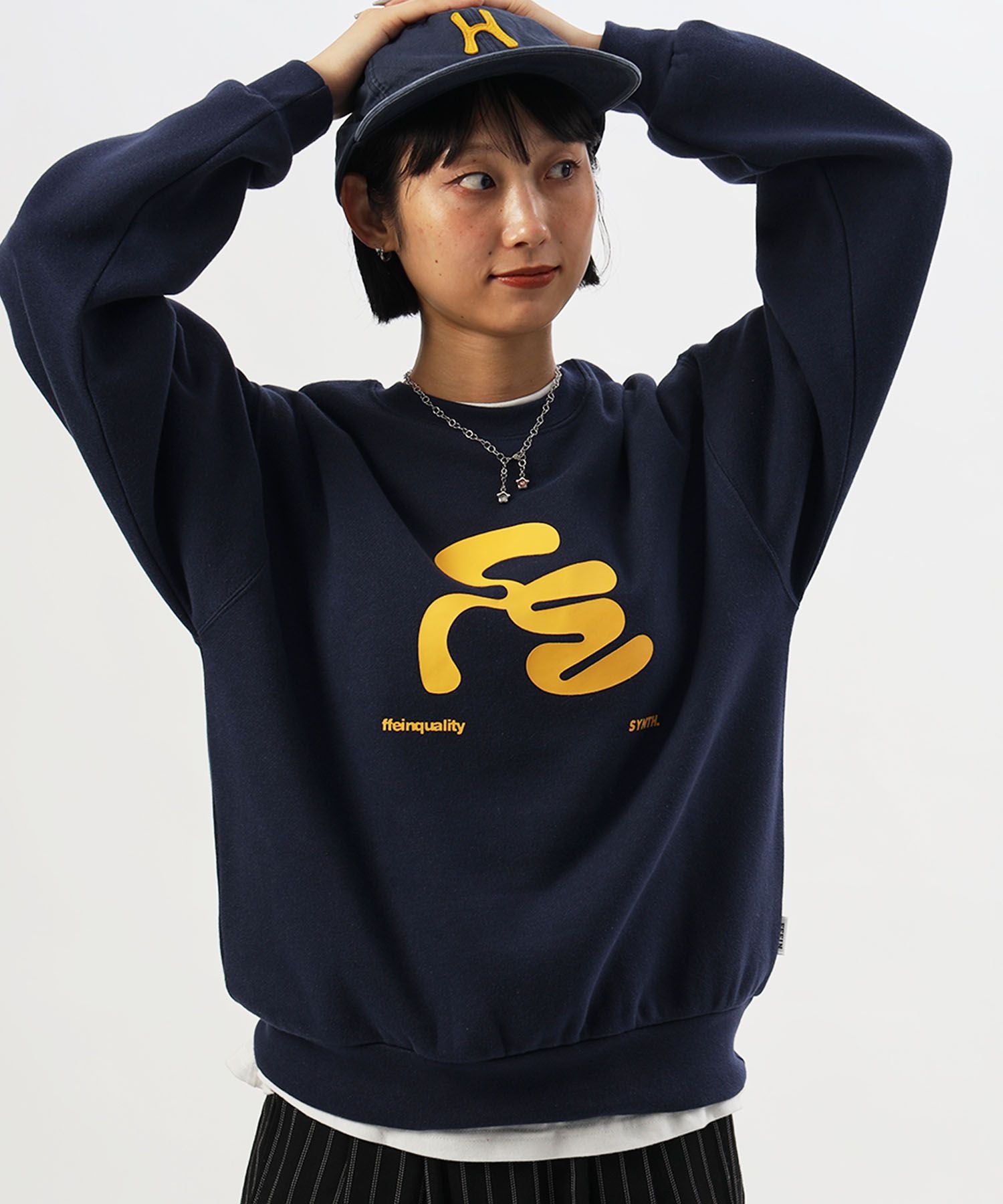 モデル:H163 Size:S ダークネイビー