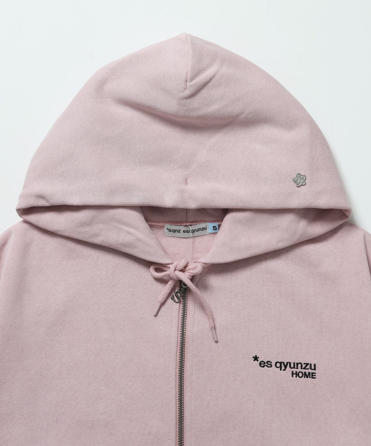 ※WEB限定 / es HOMEロゴ裏起毛ジップパーカー / sqnzU basic logo zip p/k ピンク