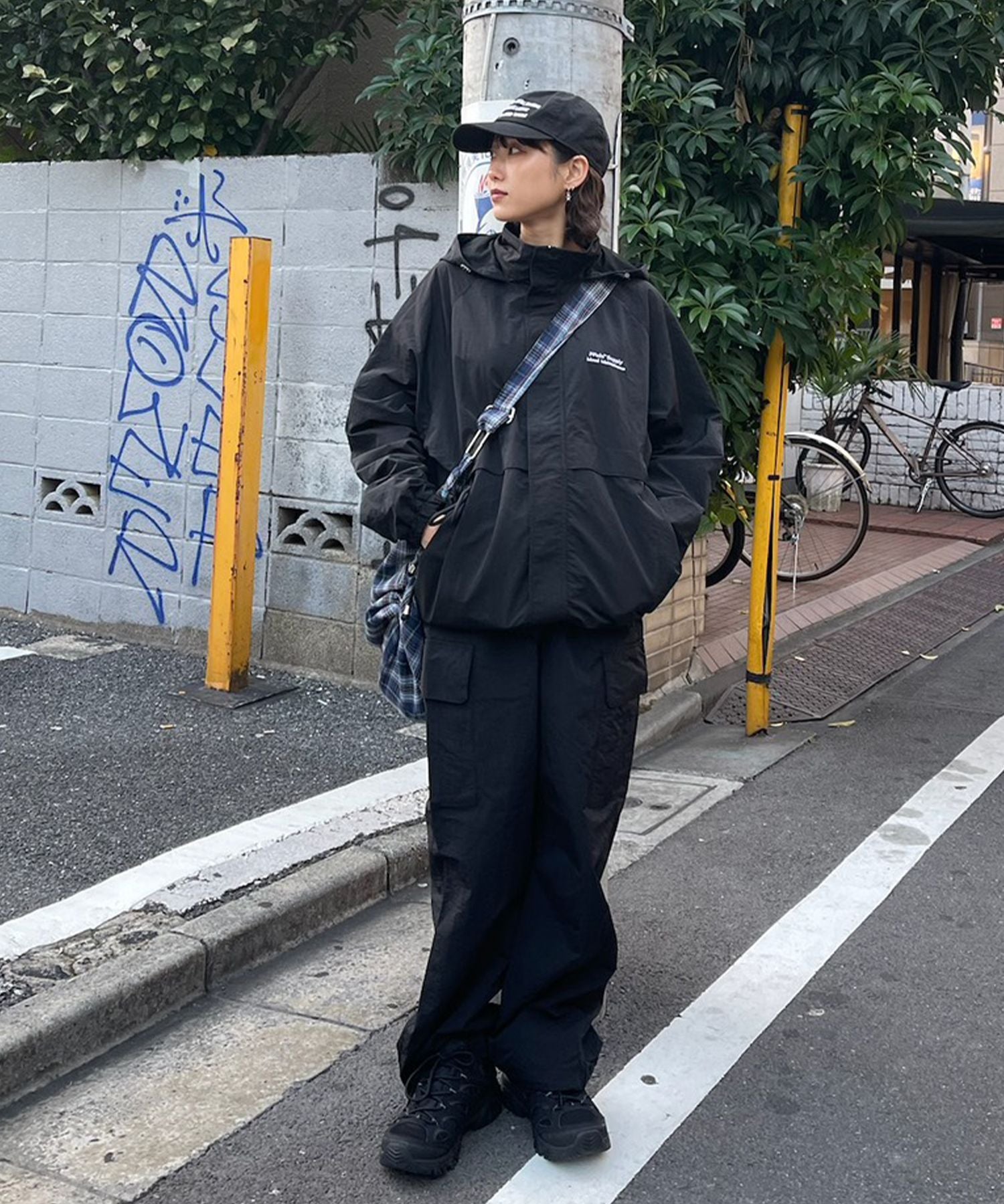 モデル:H163 Size:M ブラック