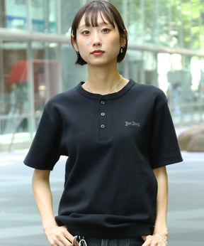 RIB HENLEY TEE / Tシャツ 半袖 ヘンリーネック 刺繍 ワンポイント ユニセックス ピス ブラック