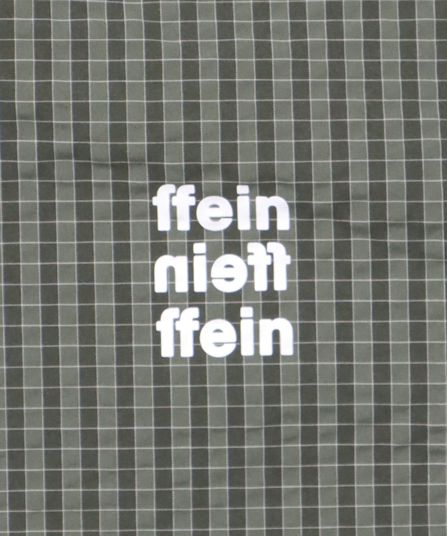 3段ロゴチェックマウンテンパーカー / ダブルジップ フーディ アウター ワンポイント グリーン