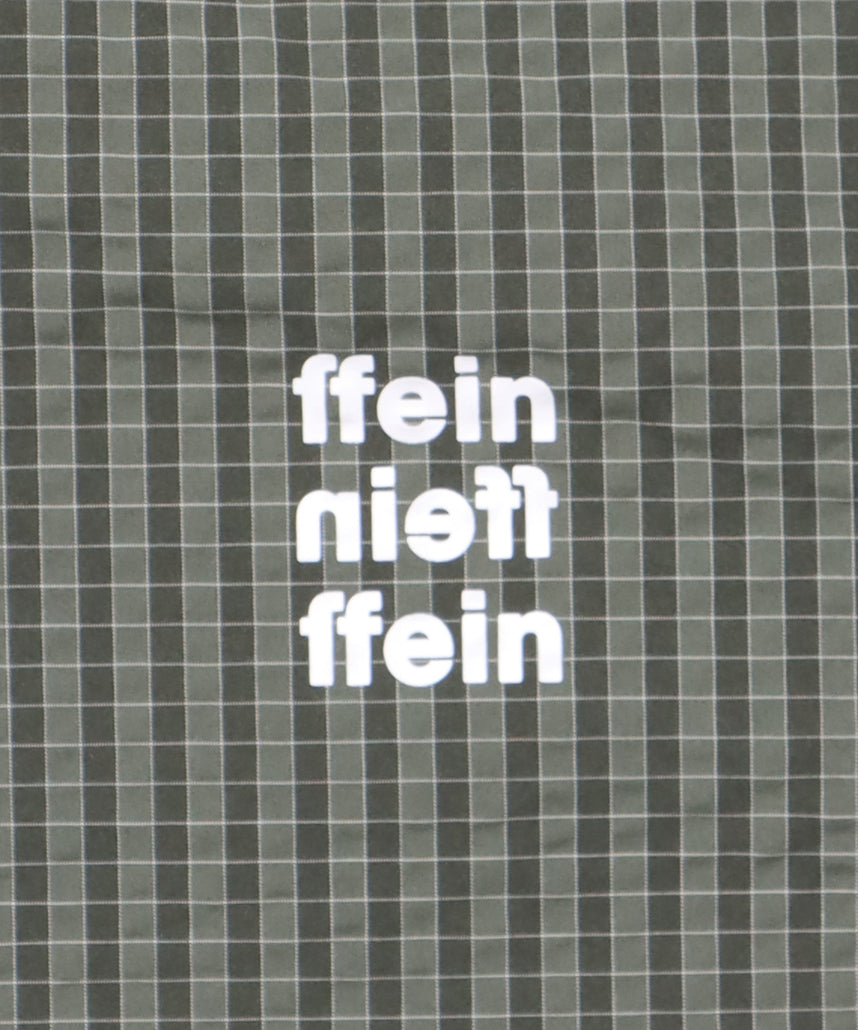 3段ロゴチェックマウンテンパーカー / ダブルジップ フーディ アウター ワンポイント グリーン