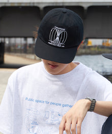 アートロゴ刺繍キャップ / 深めキャップ ブラック