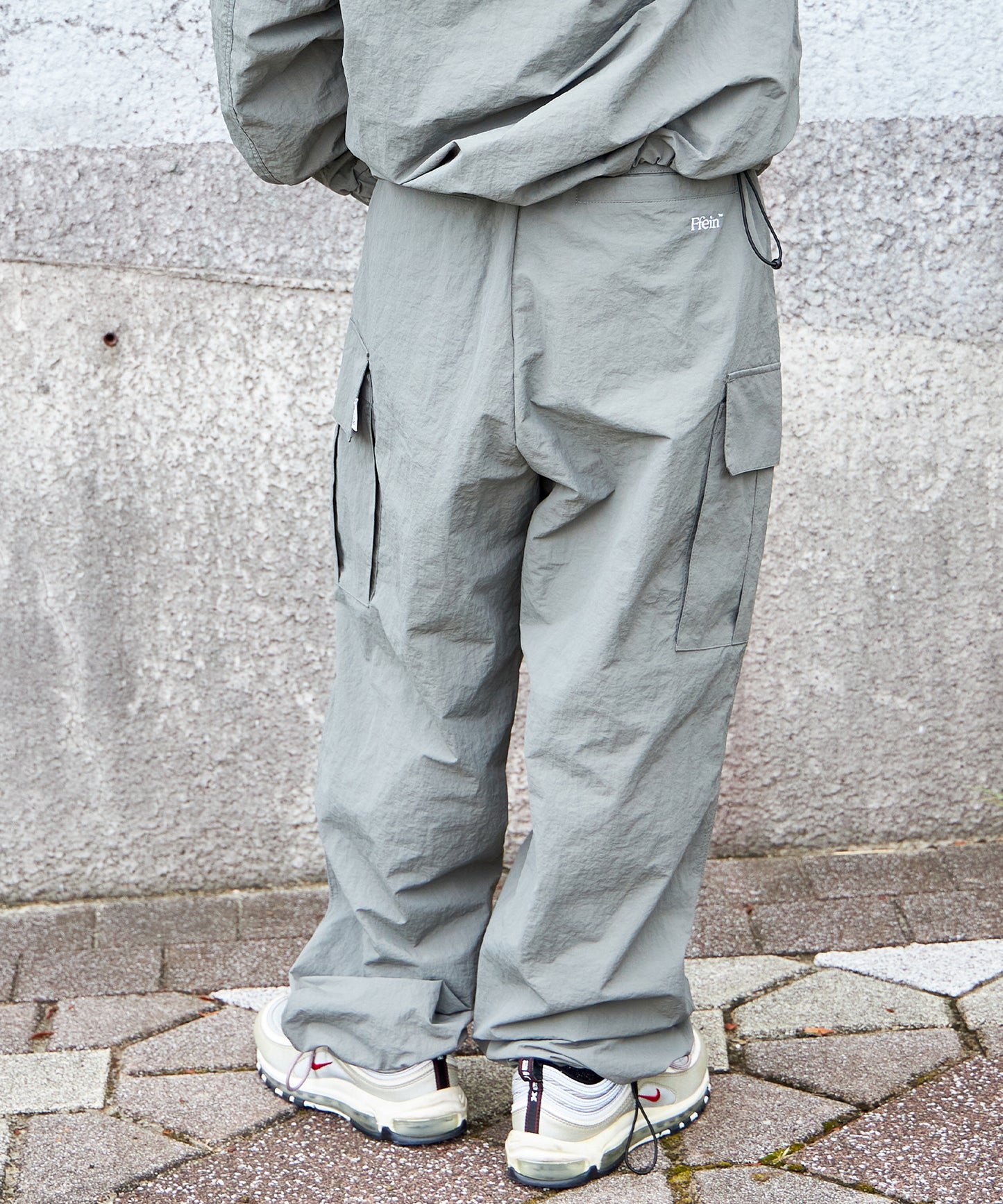 モデル:H163 Size:M
