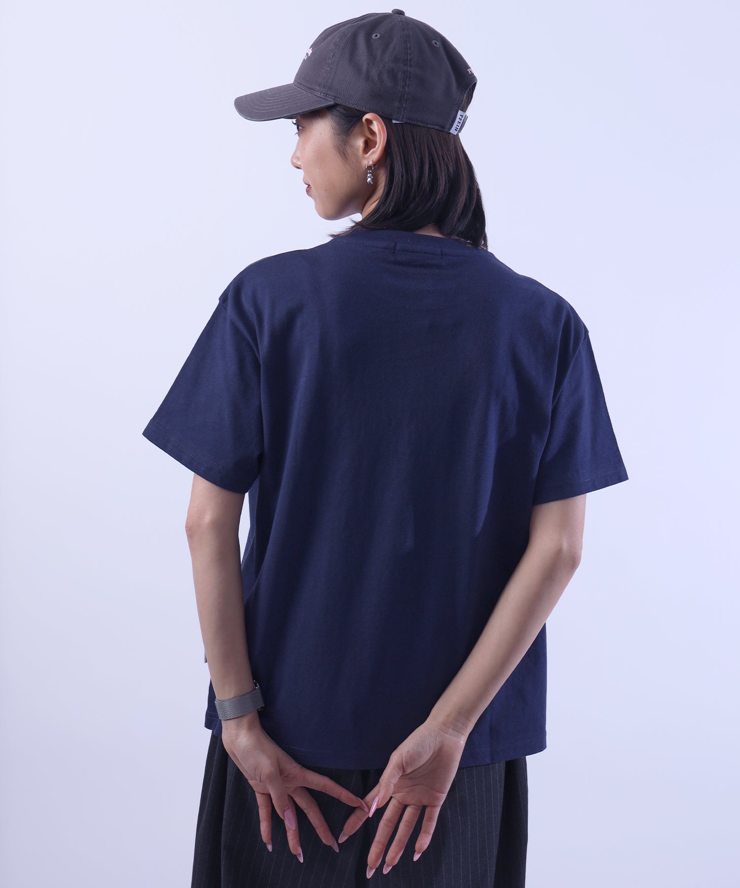 モデル:H163 Size:M ネイビー