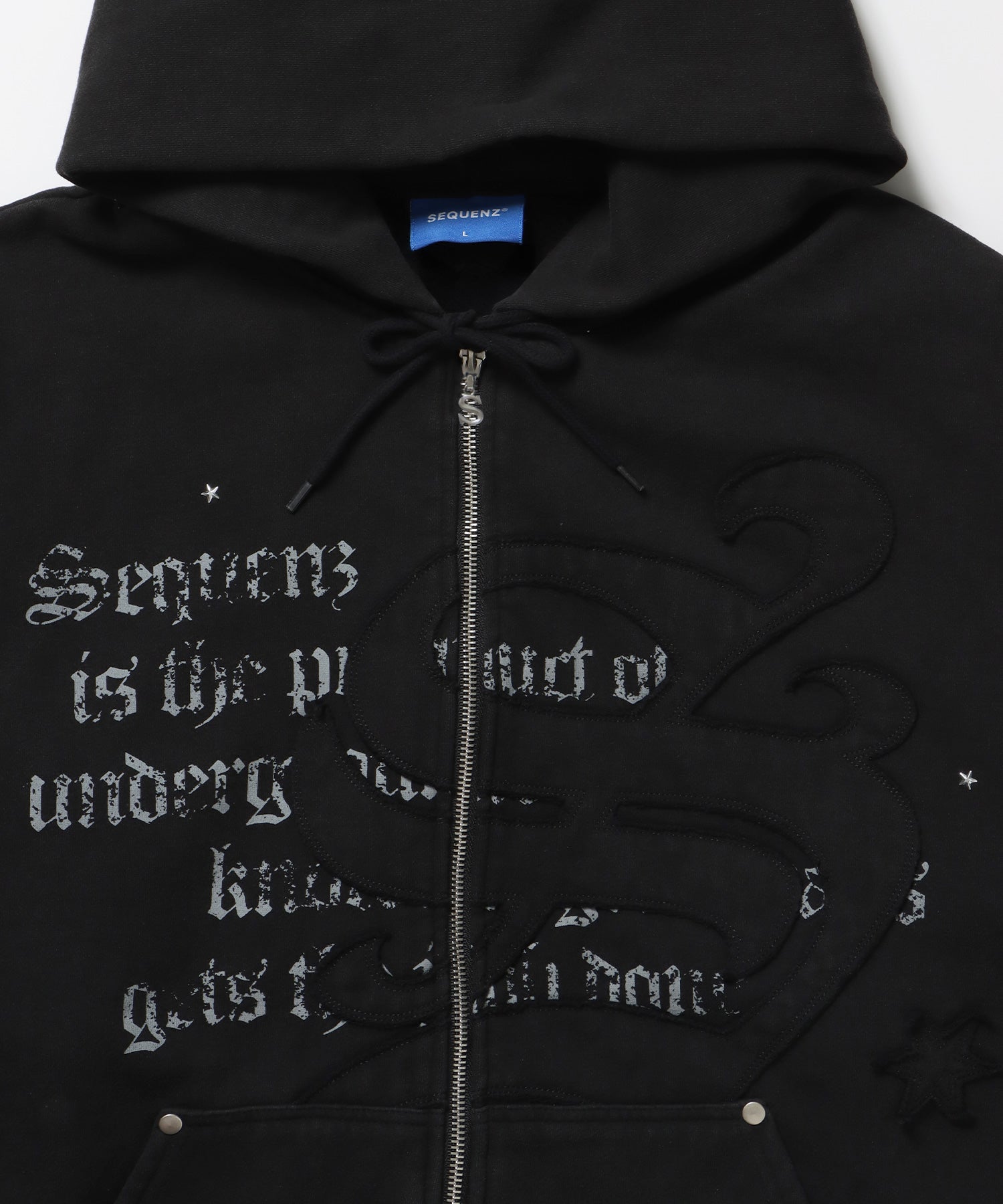 SQNZ ZIP P/K / ジップパーカー 裏起毛 フーディ スタッズ 加工 ワッペン プリント ブラック
