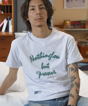アップリケロゴショート丈Tシャツ/ Tシャツ クルーネック 半袖 プリント 刺繍 チェック 【短丈】 アッシュグレー