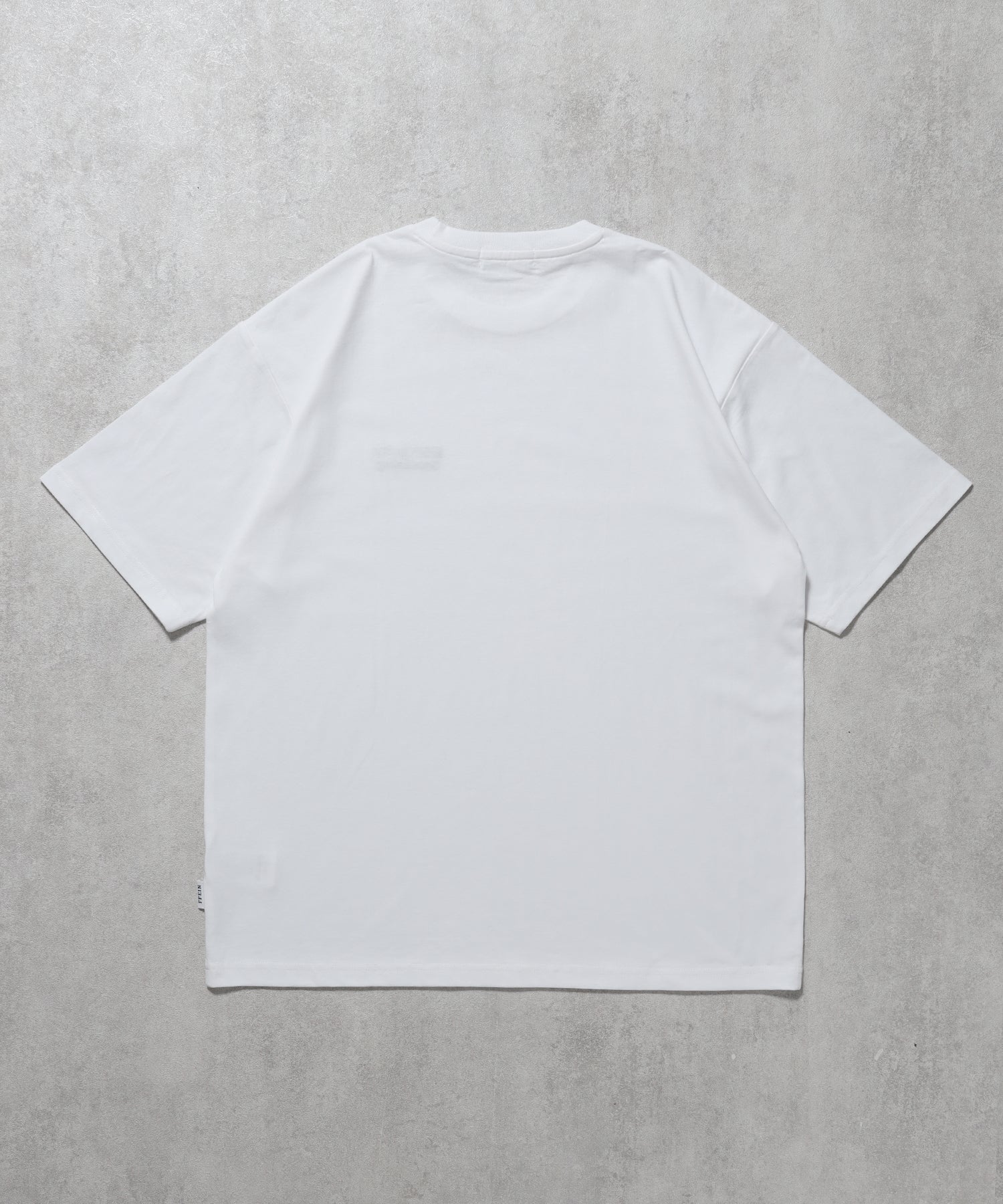 ワンポイントロゴ刺繍 TEE ホワイト