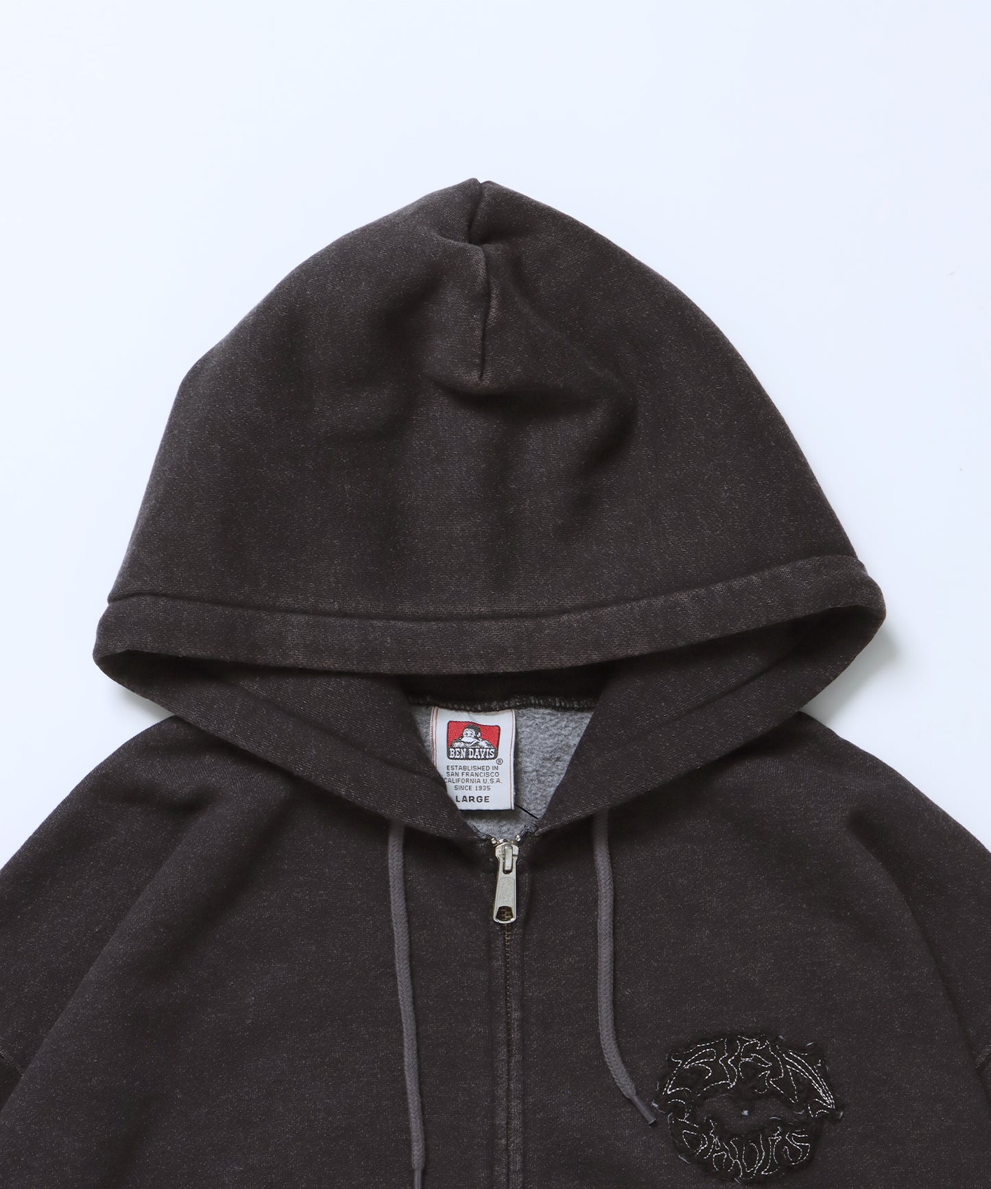 PATCHING BLEACH ZIP HOODIE / 加工 ジップパーカー ワッペン フーディ 裏起毛 ブラック