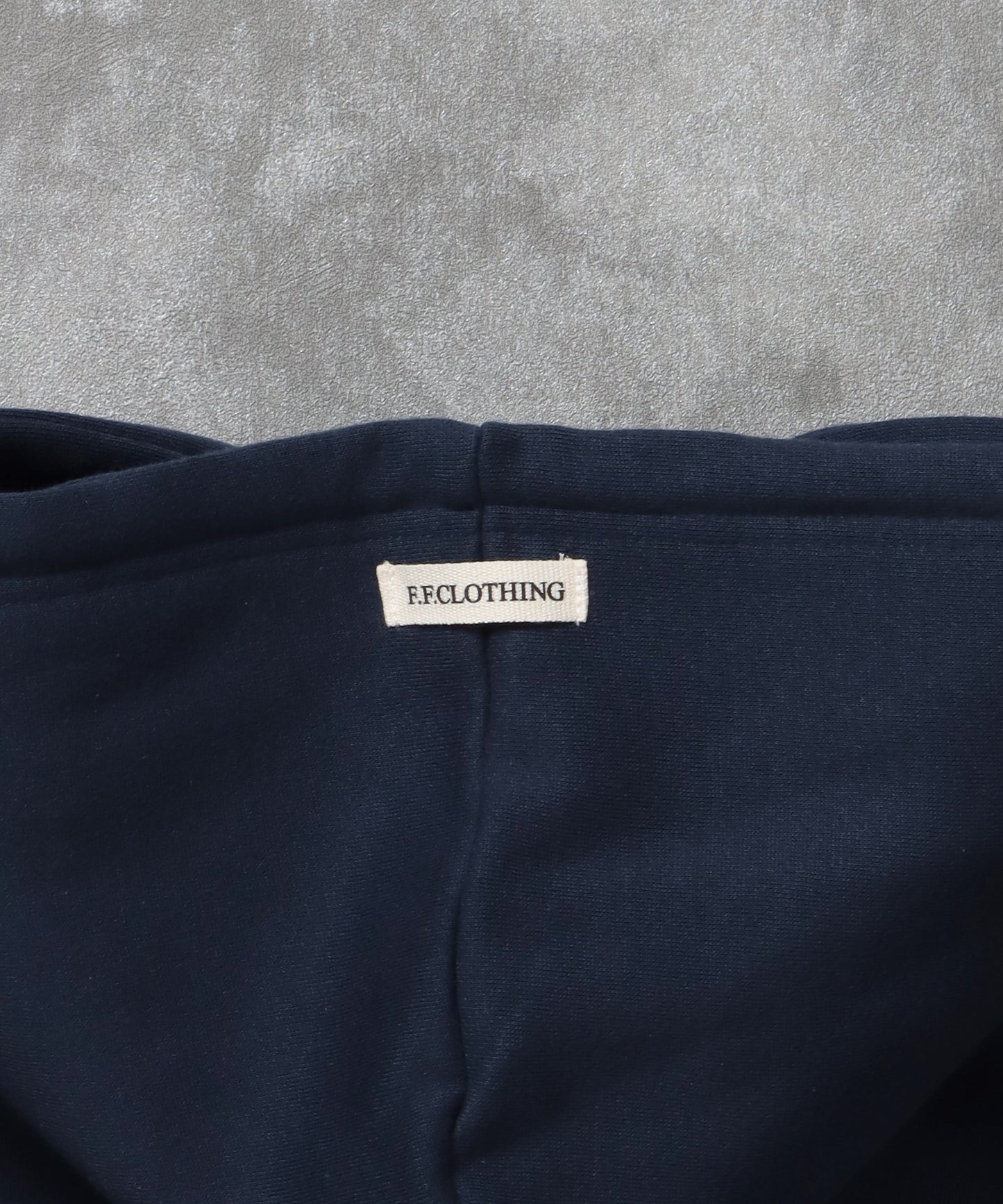 ヘビーウエイト2段ロゴZIPパーカー / パーカー 裏起毛 ジップ 刺繍 ロゴ フーディ ダブルジップ ネイビー