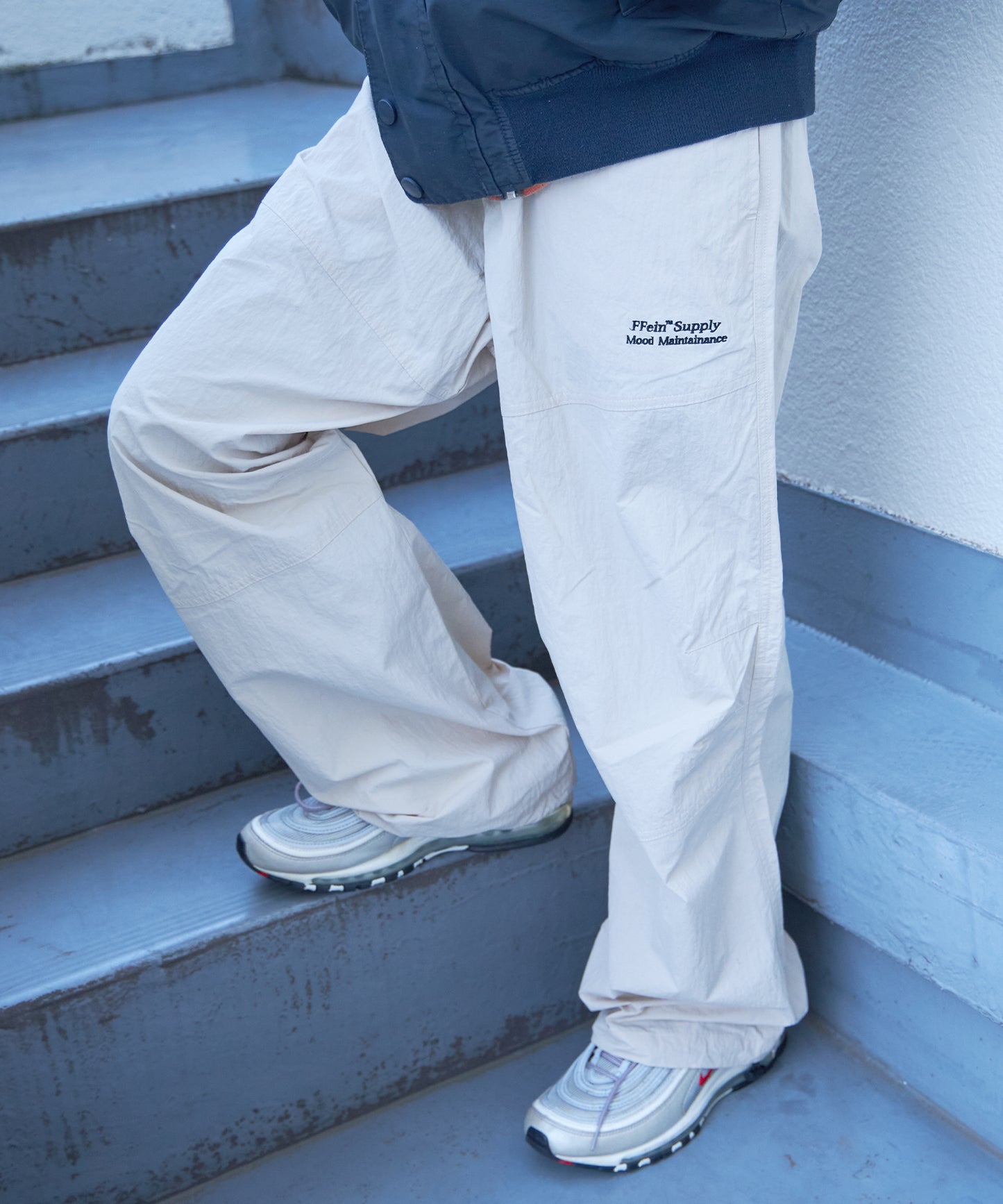 モデル:H163 Size:M