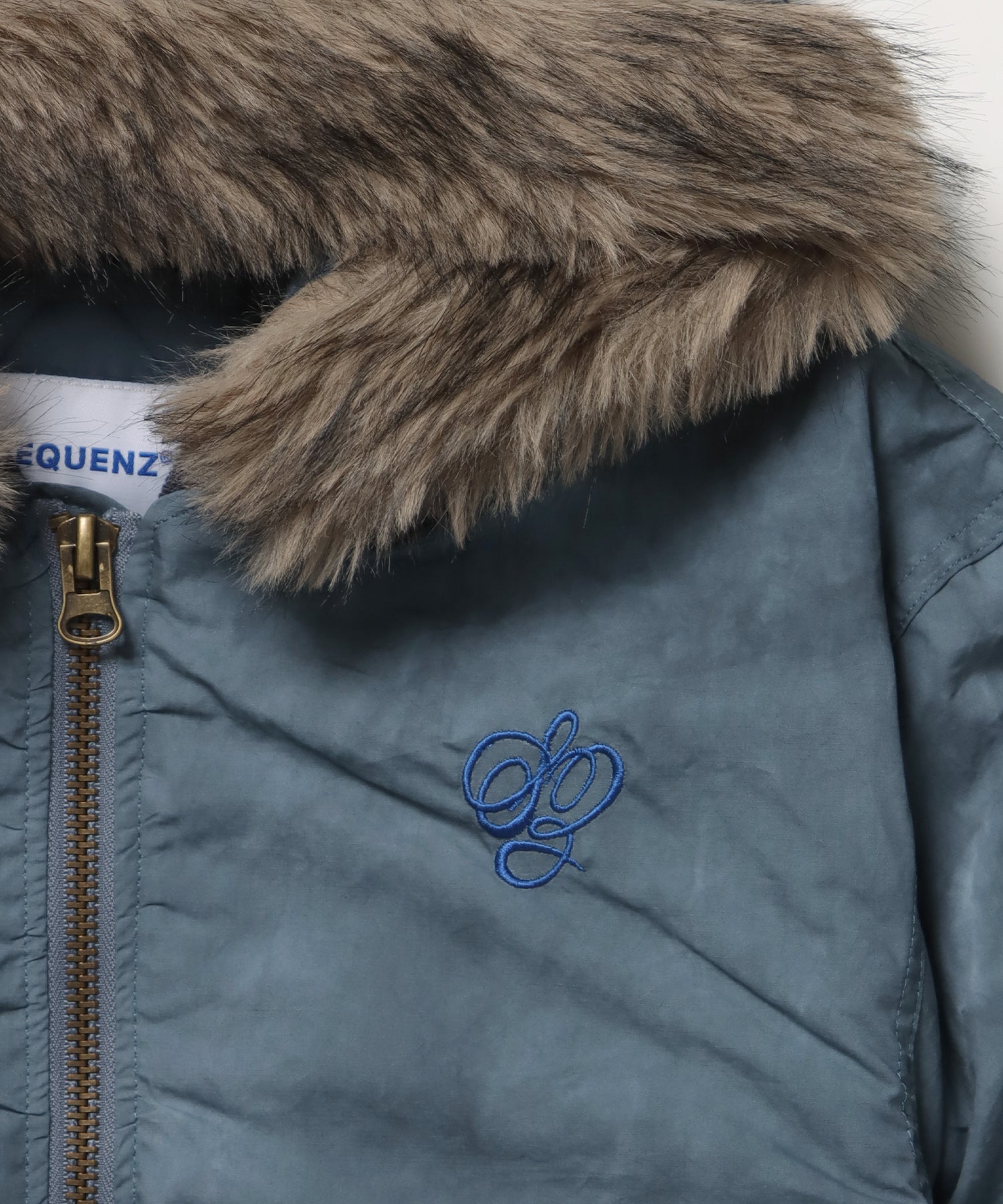 FUR SQNZ BOMBER JACKET / オーバーサイズ ジャケット アウター ブルゾン 中綿 加工 ジップ ネイビー