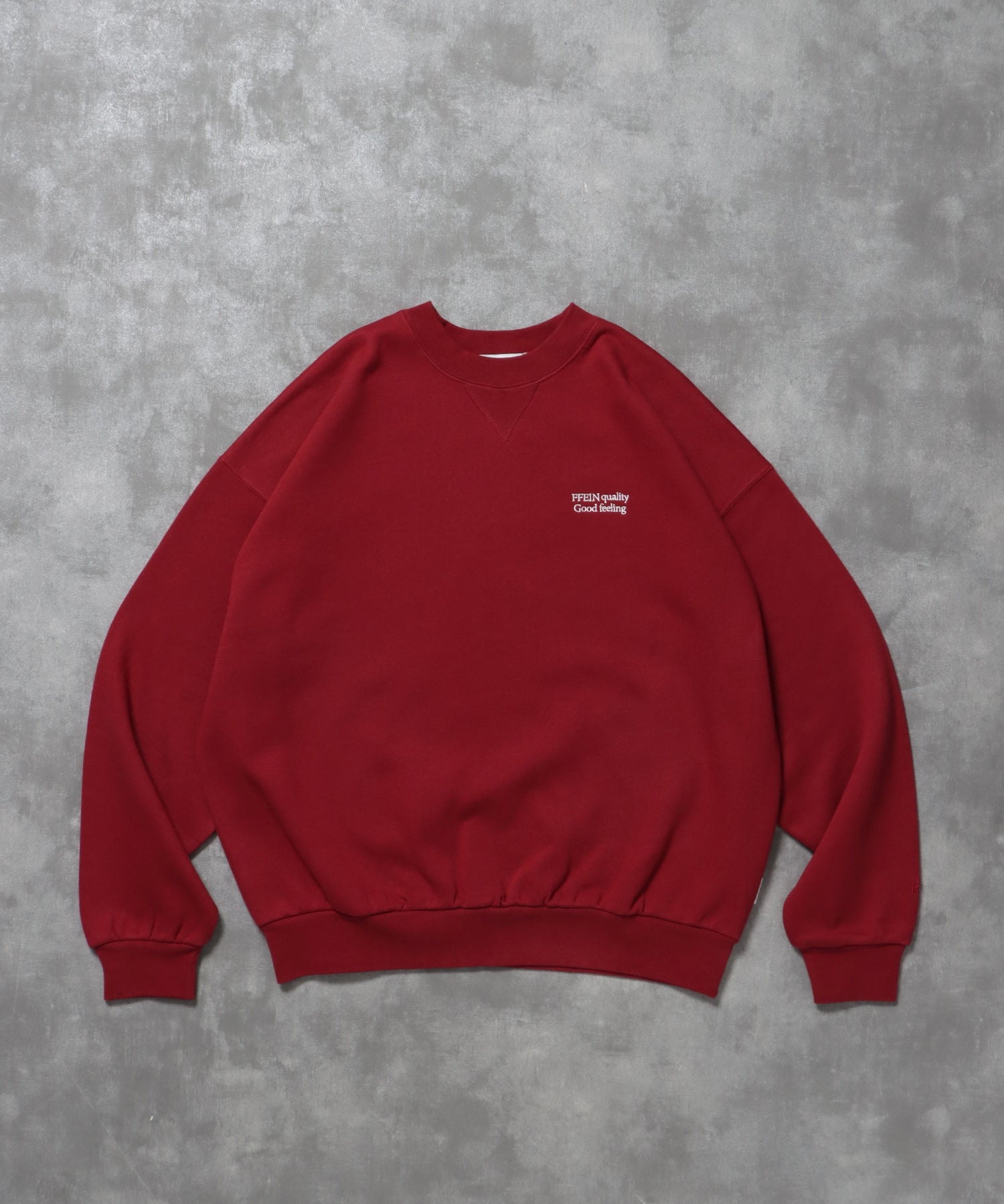 ワンポイントロゴプルオーバースウェット / 刺繍 ワンポイント シンプル ノームコア 綺麗目 シティガール シティボーイ 裏起毛 ワイン