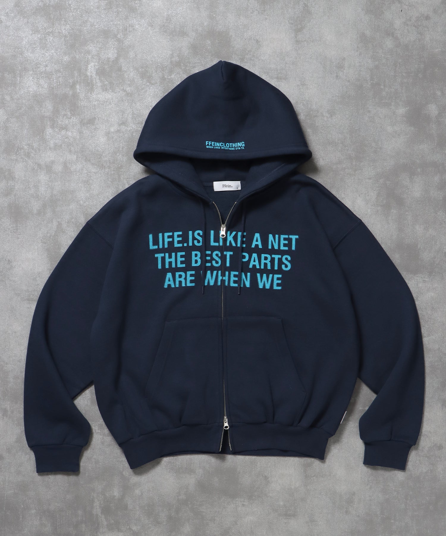 ヘビーウエイトぼかしロゴジップパーカー / パーカー 裏起毛 ジップ 刺繍 ロゴ フーディ ダブルジップ ネイビー