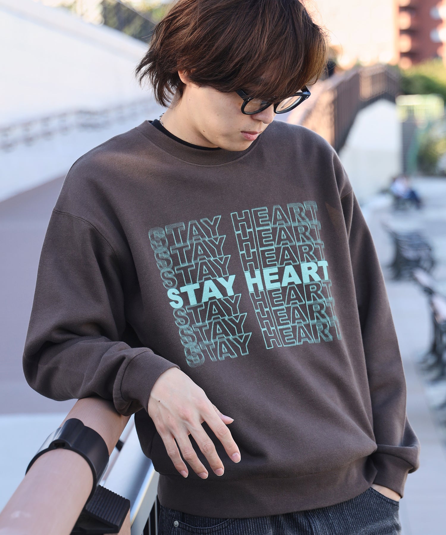 モデル:H178 Size : L ブラウン