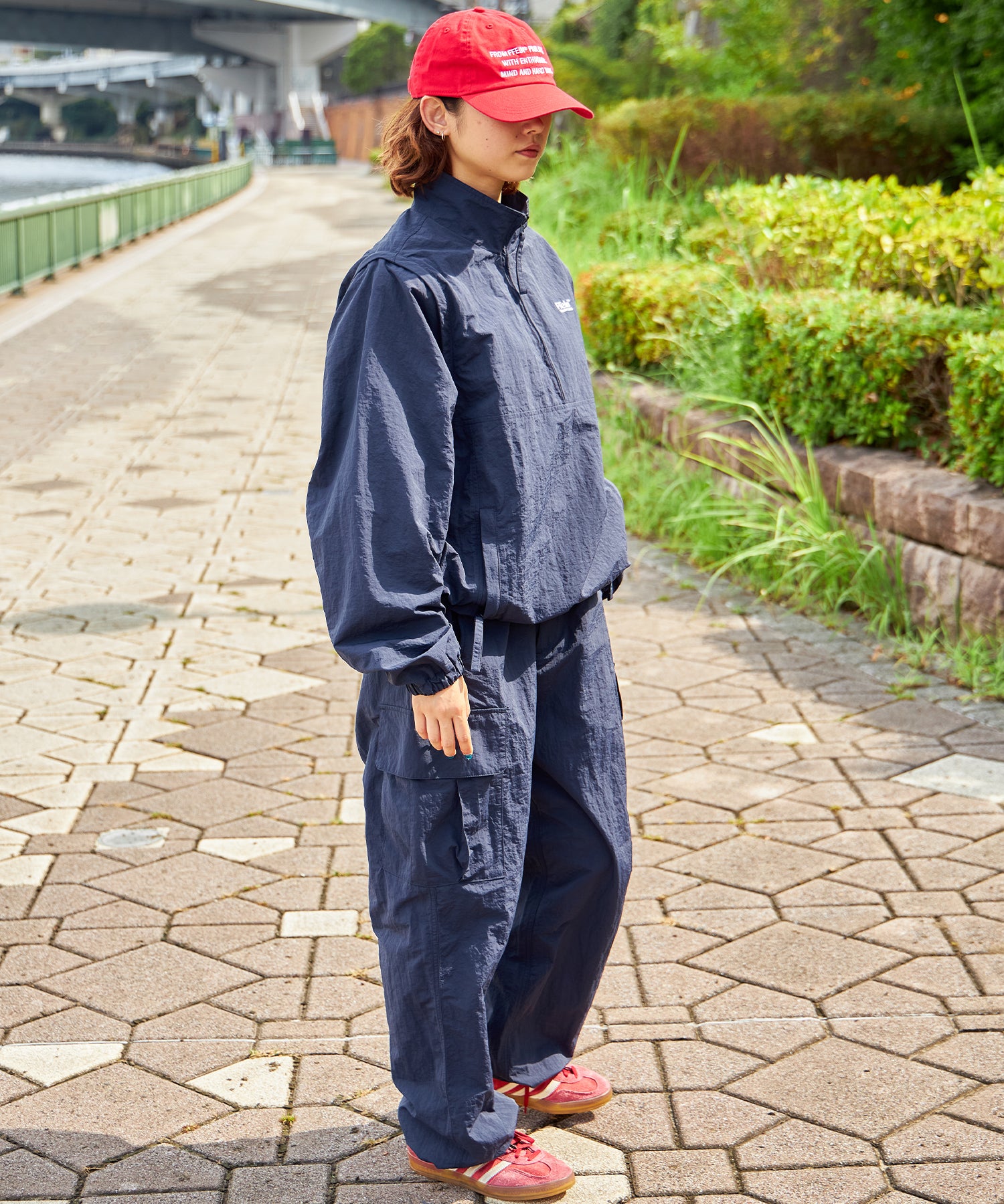 モデル:H163 Size:M