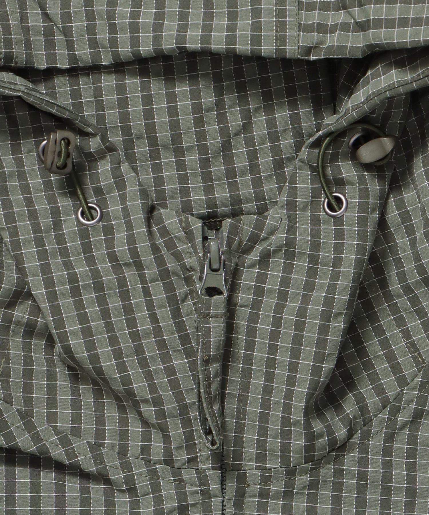 3段ロゴチェックマウンテンパーカー / ダブルジップ フーディ アウター ワンポイント グリーン