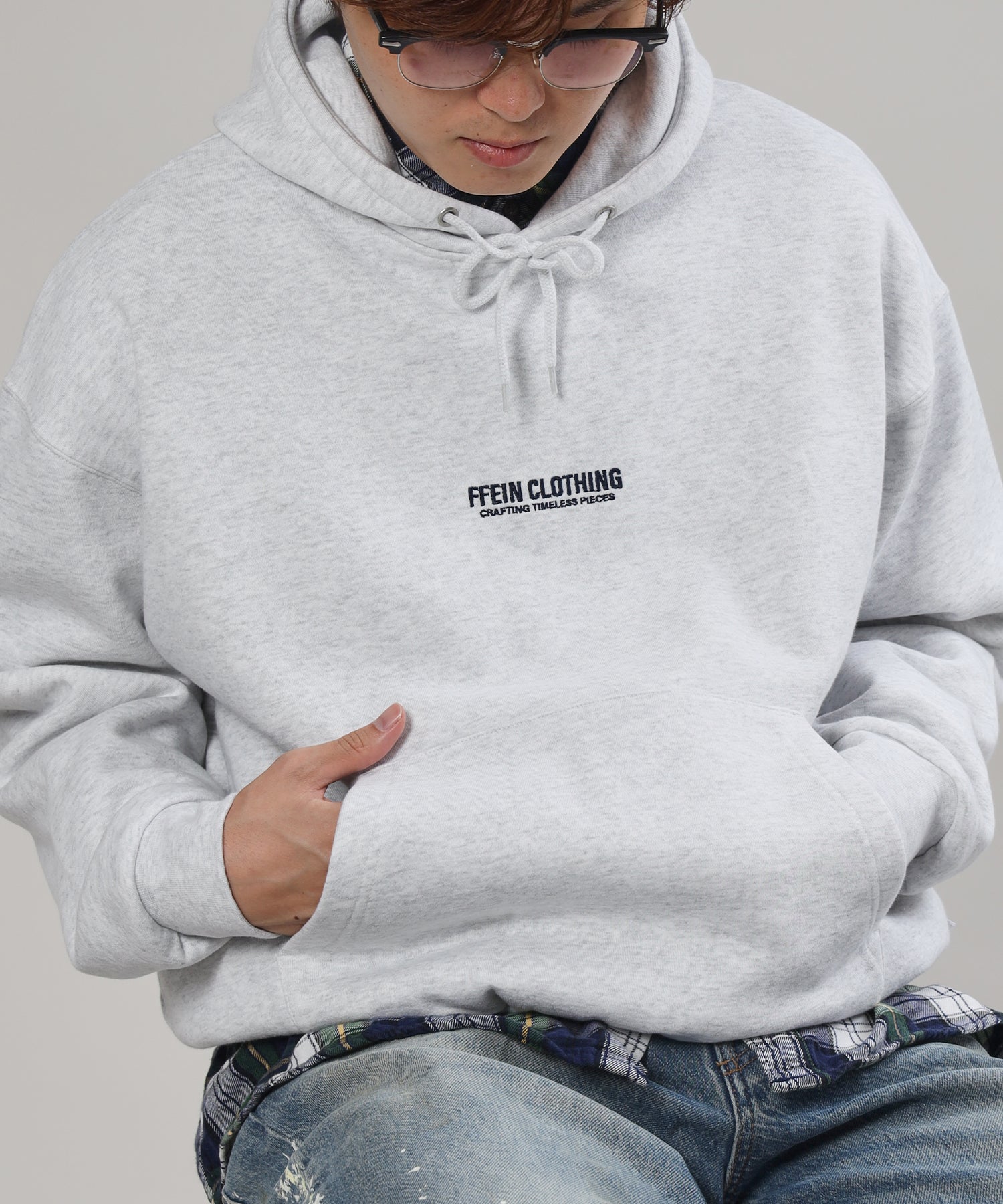 モデル:H178 Size : L アッシュグレー