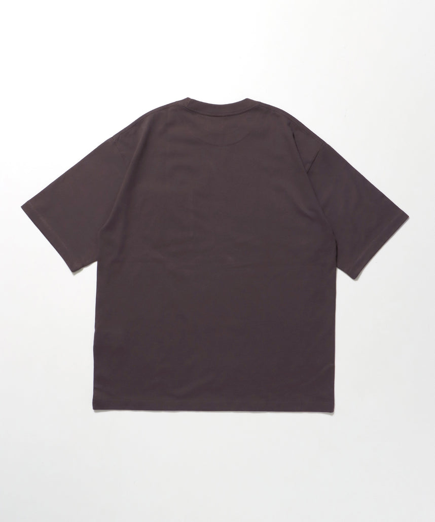BIG POCKET TEE ZF / ポケット 半袖 ワンポイント ワイドシルエット ヘビーウエイト クルーネック ダークブラウン
